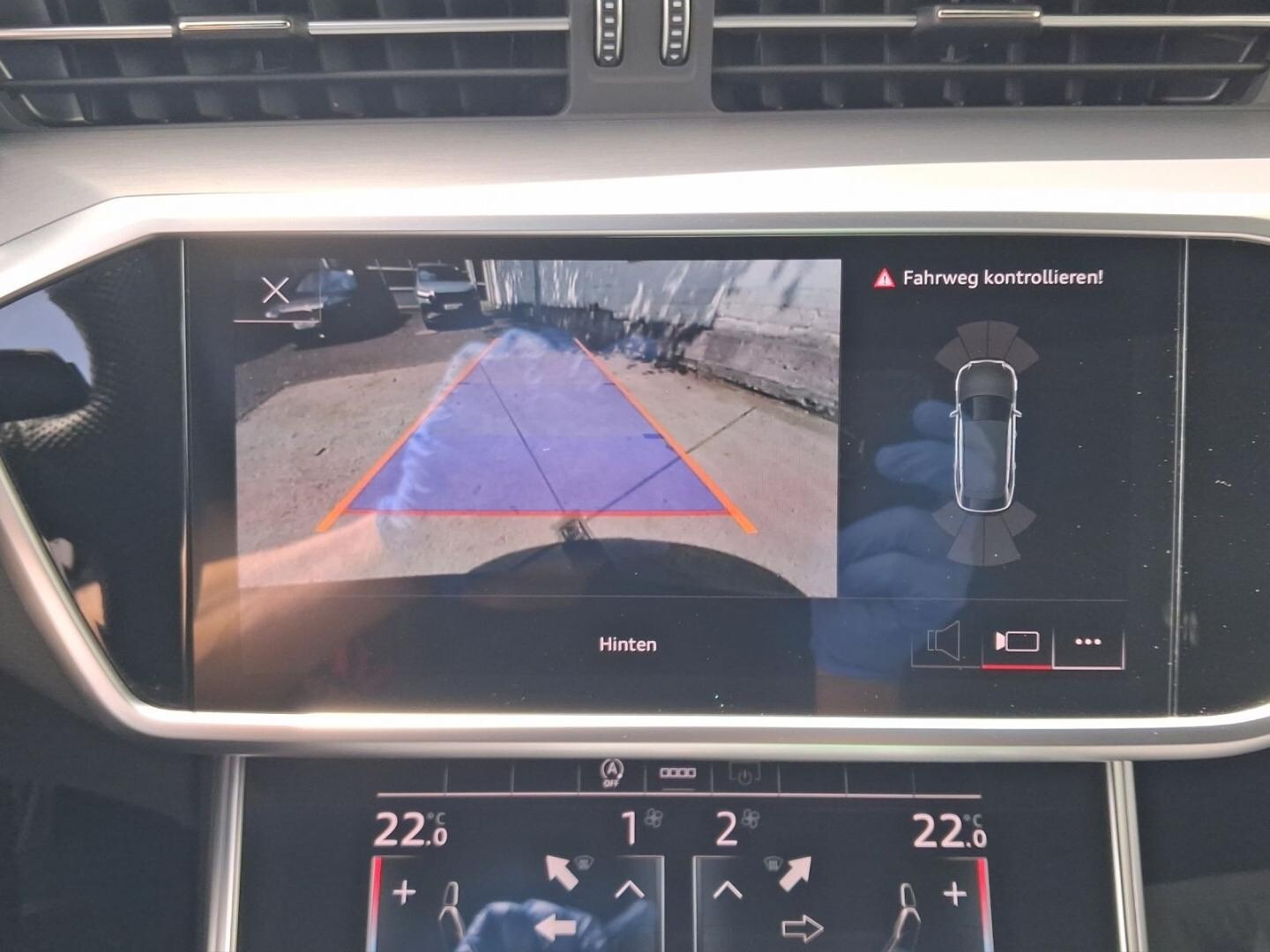 Bild über Audi S6 Avant TDI quattro tiptronic - für weitere Informationen kontaktieren Sie den Audi Partner