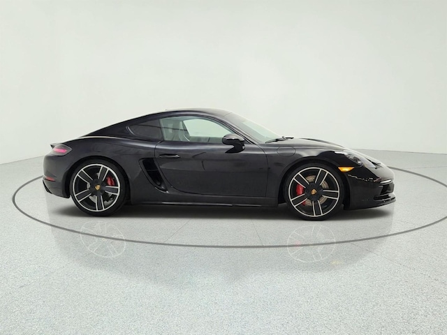 2021 Porsche 718 Cayman