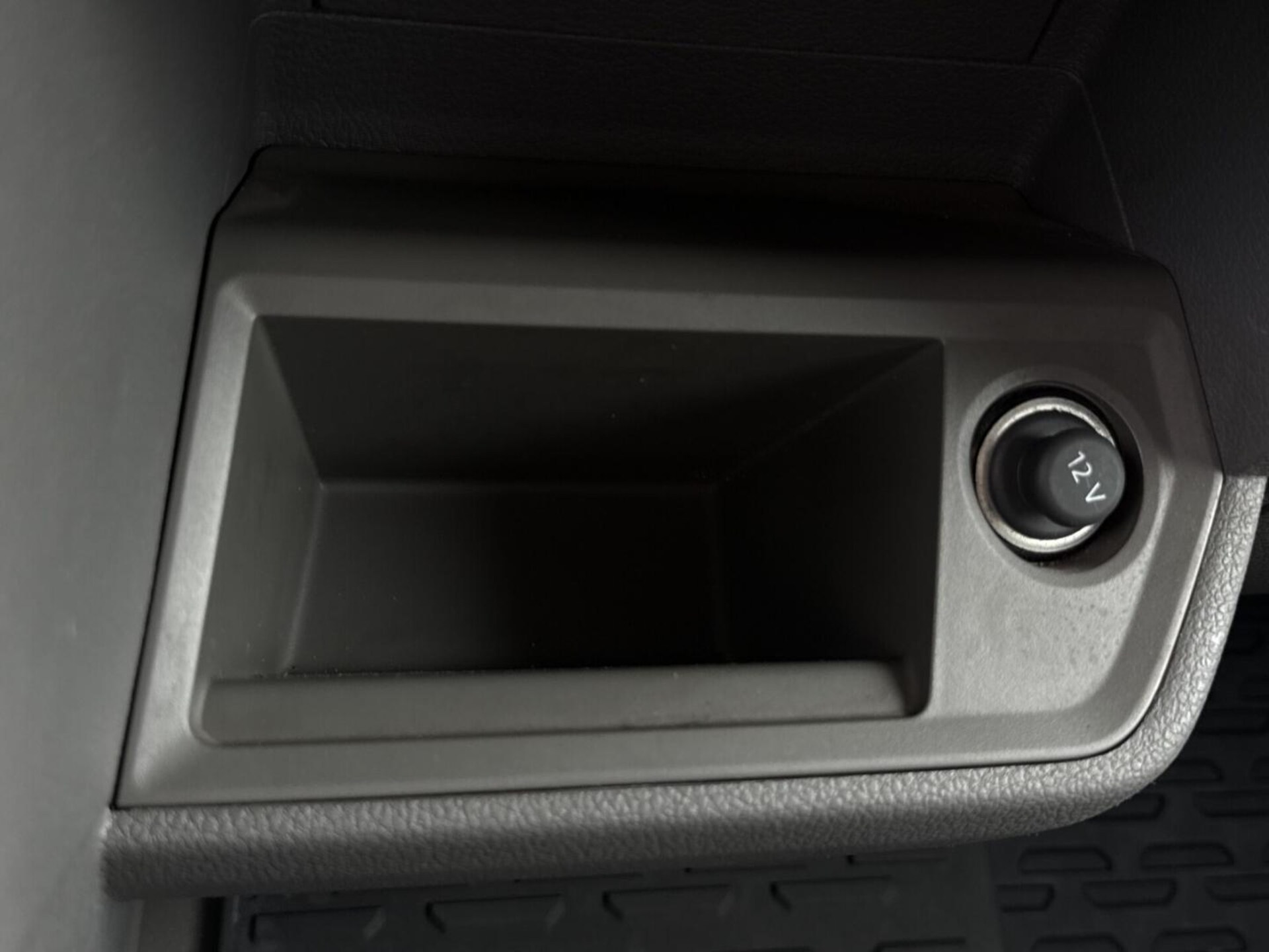 Volkswagen Crafter Furgon długi rozstaw osi