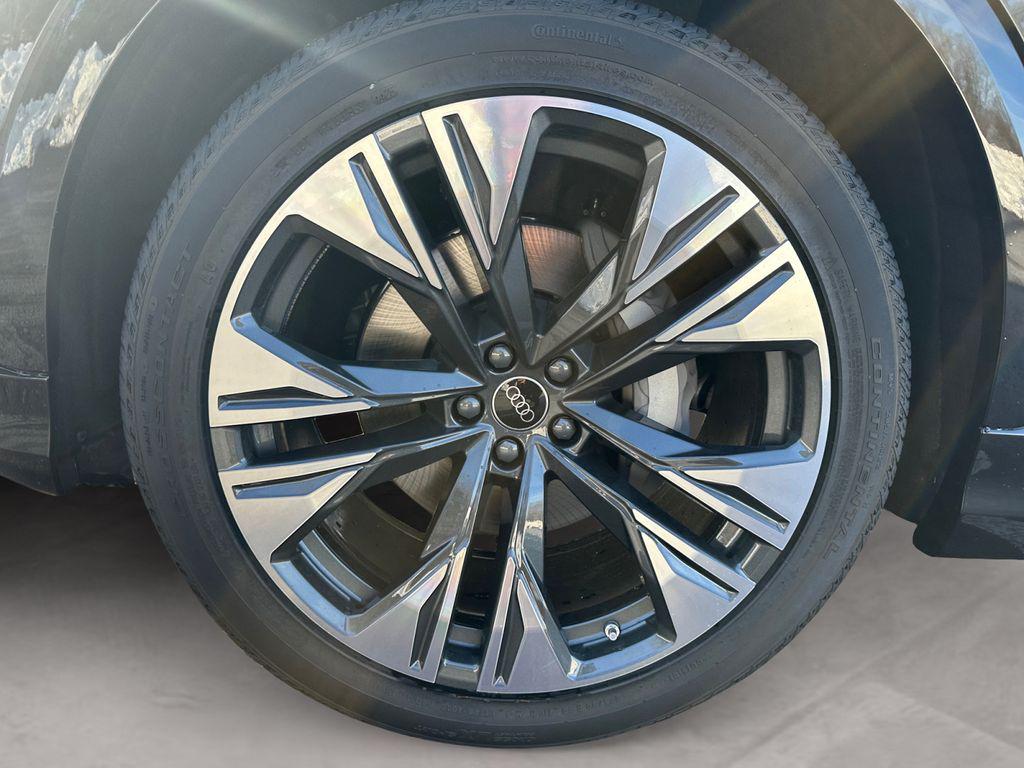 2026 Audi Q8 Premium Plus - Photo 14