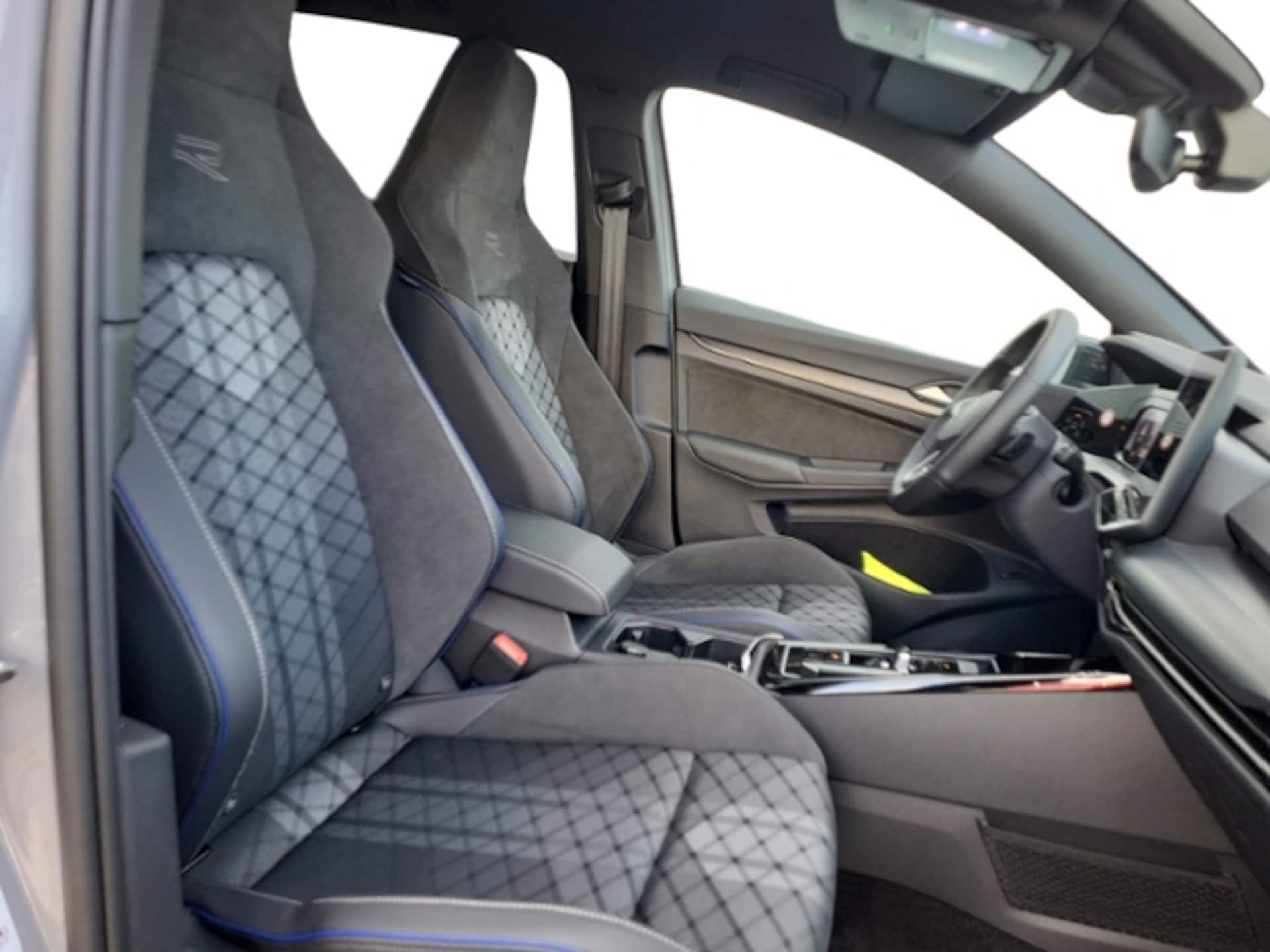 Volkswagen Golf Variant R-Line