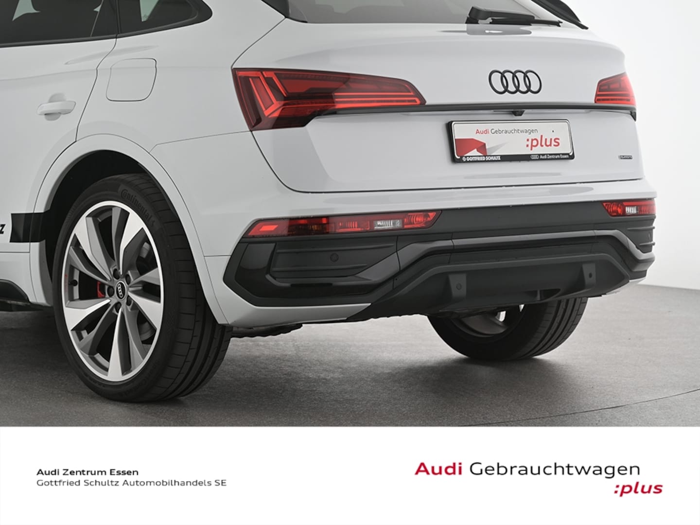 Bild über Audi Q5 Sportback TFSI e S line business 55 TFSI e quattro S tronic - für weitere Informationen kontaktieren Sie den Audi Partner