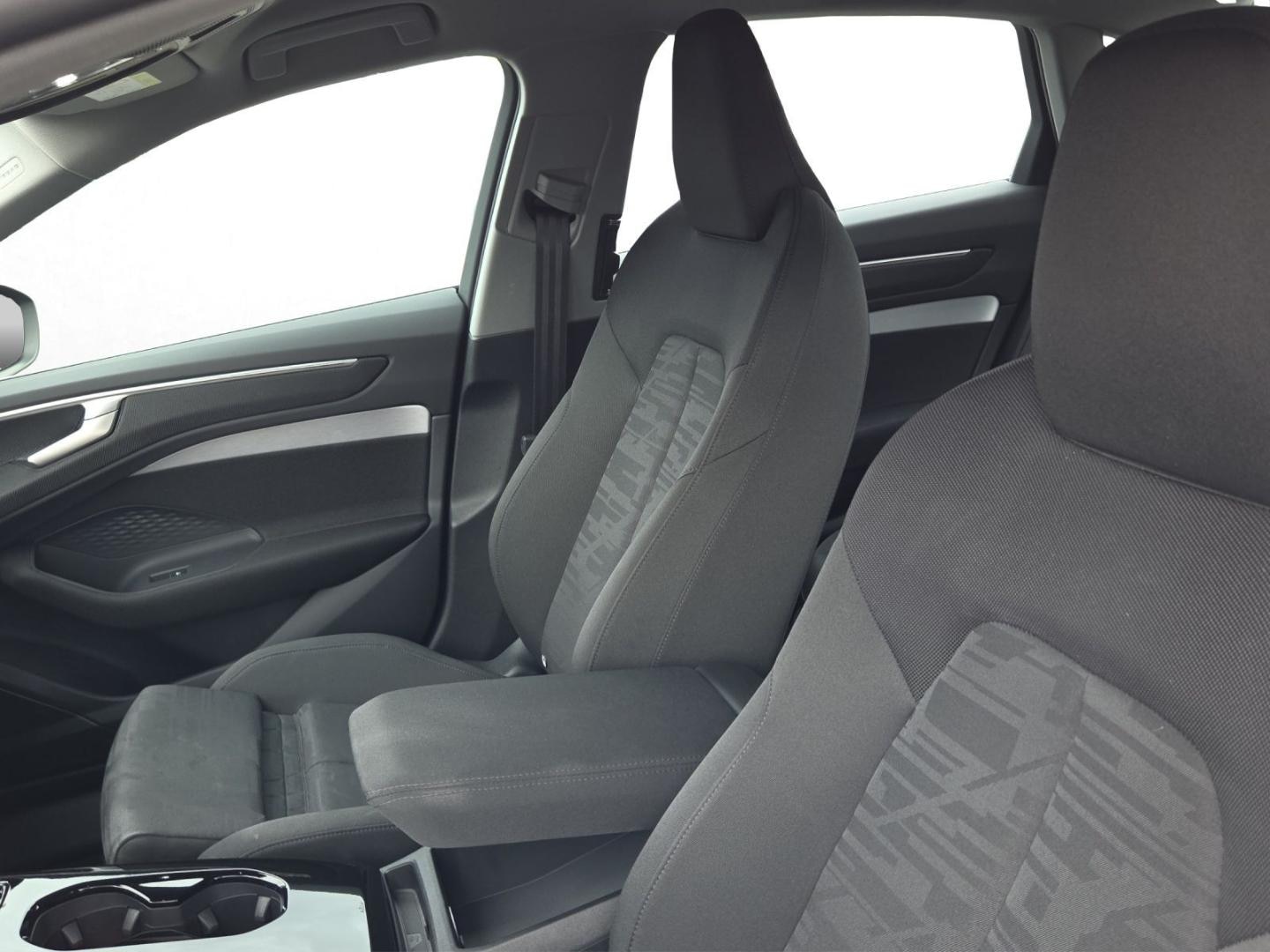 Bild über Audi A6 Limousine TDI 150 kW S tronic - für weitere Informationen kontaktieren Sie den Audi Partner