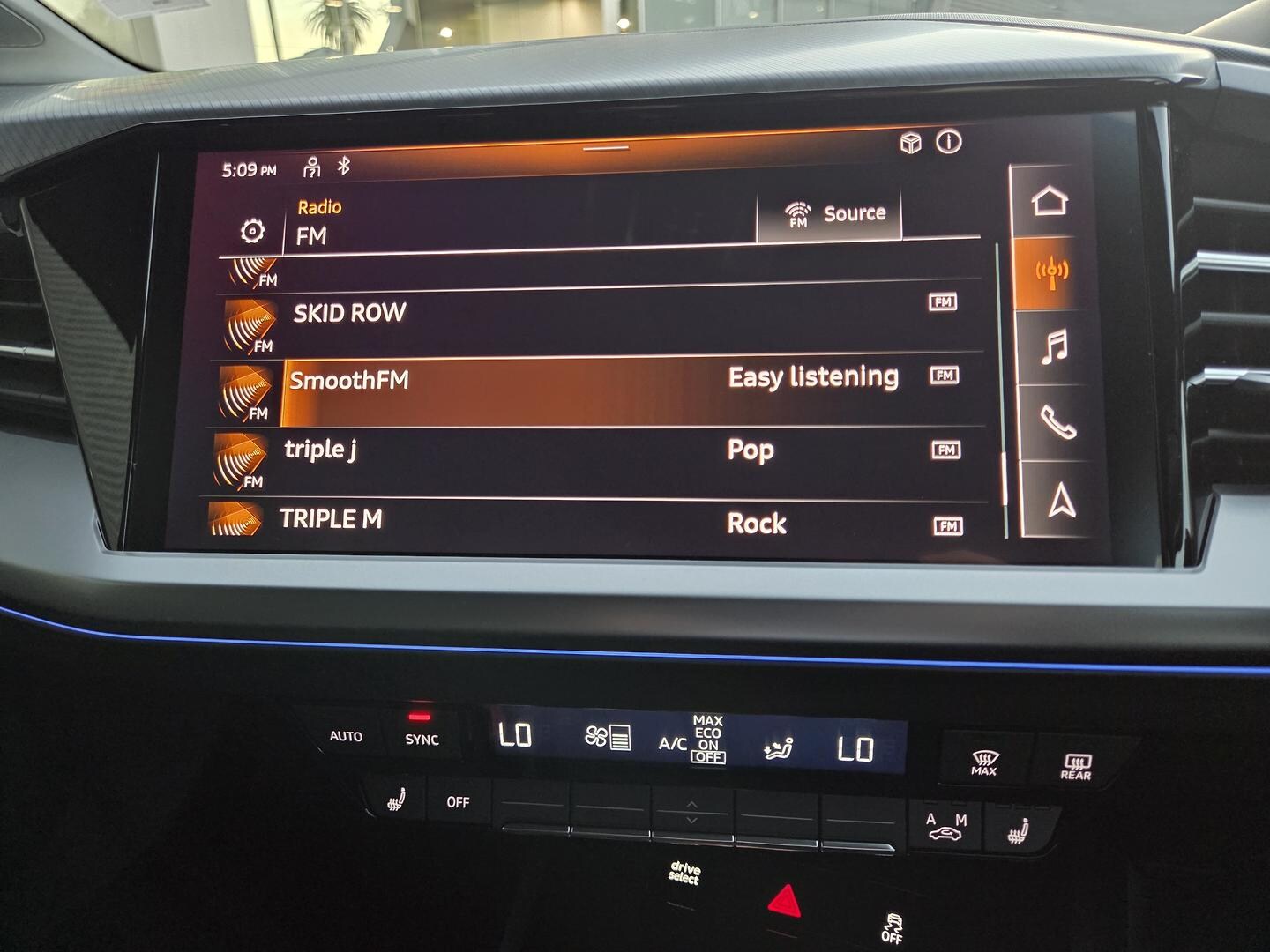 Image about Audi Q4 e-tron e-tron