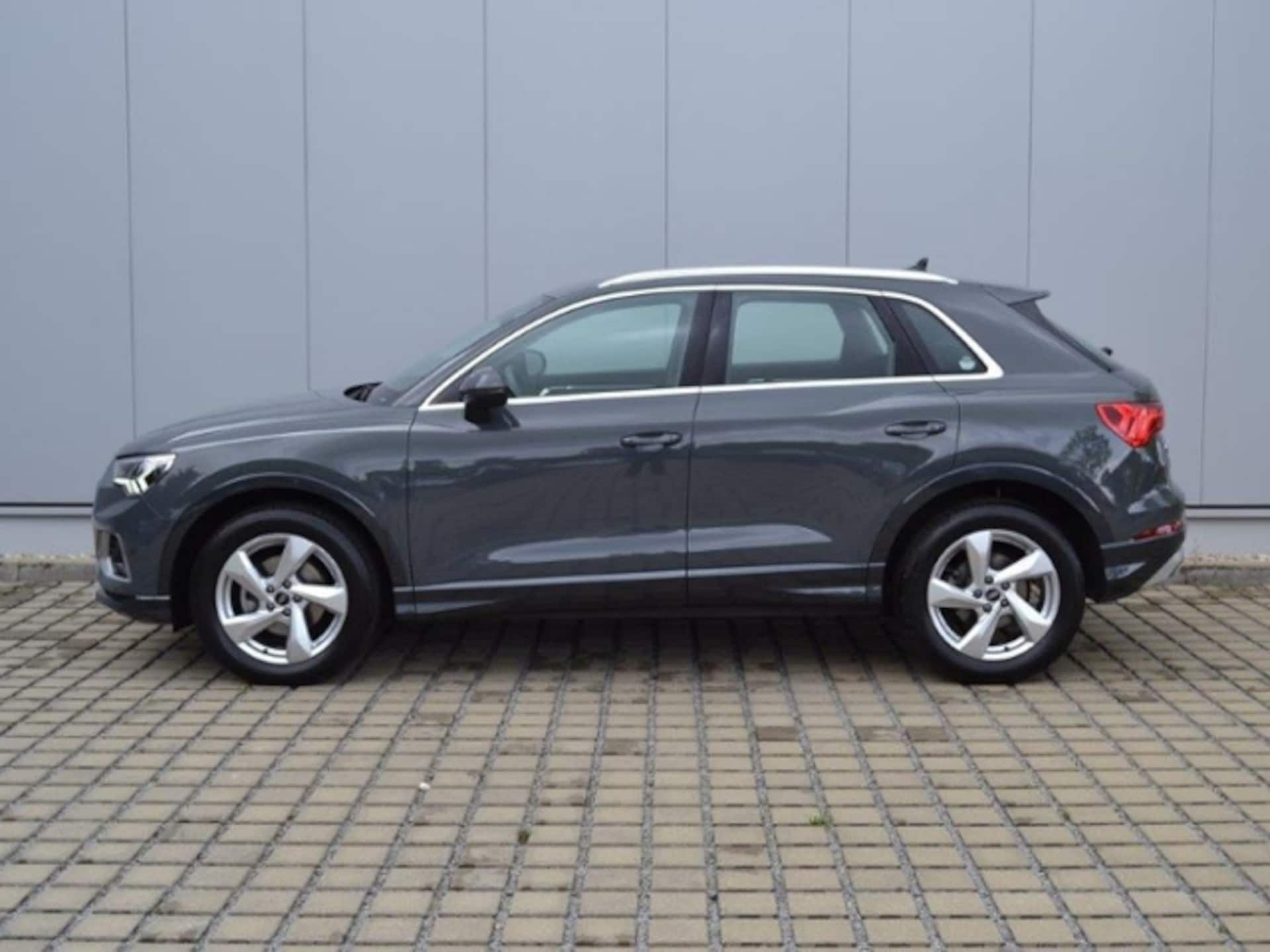 Audi Q3 SUV advanced
