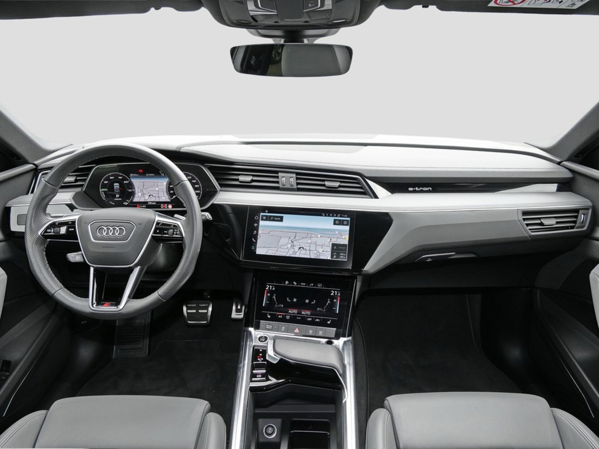 Audi Q8 e-tron S line