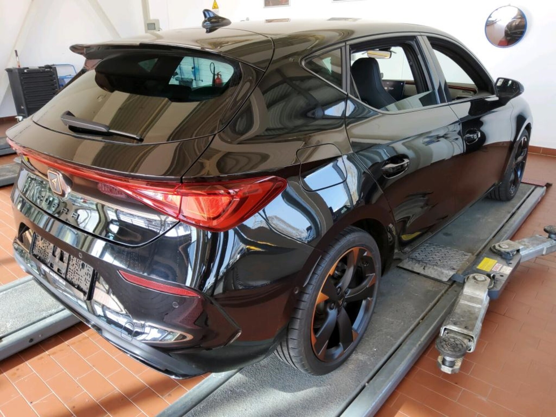 CUPRA Leon
