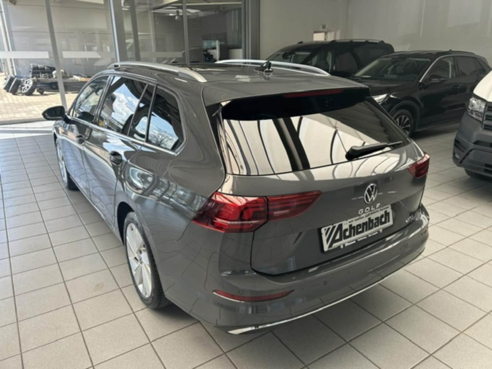 Volkswagen Golf Variant – Bild 13