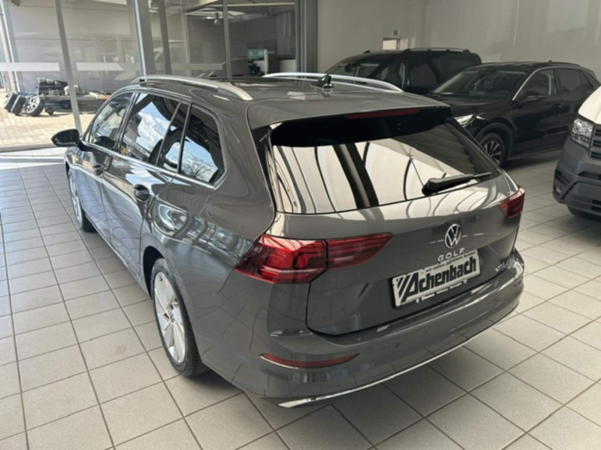 Volkswagen Golf Variant Style