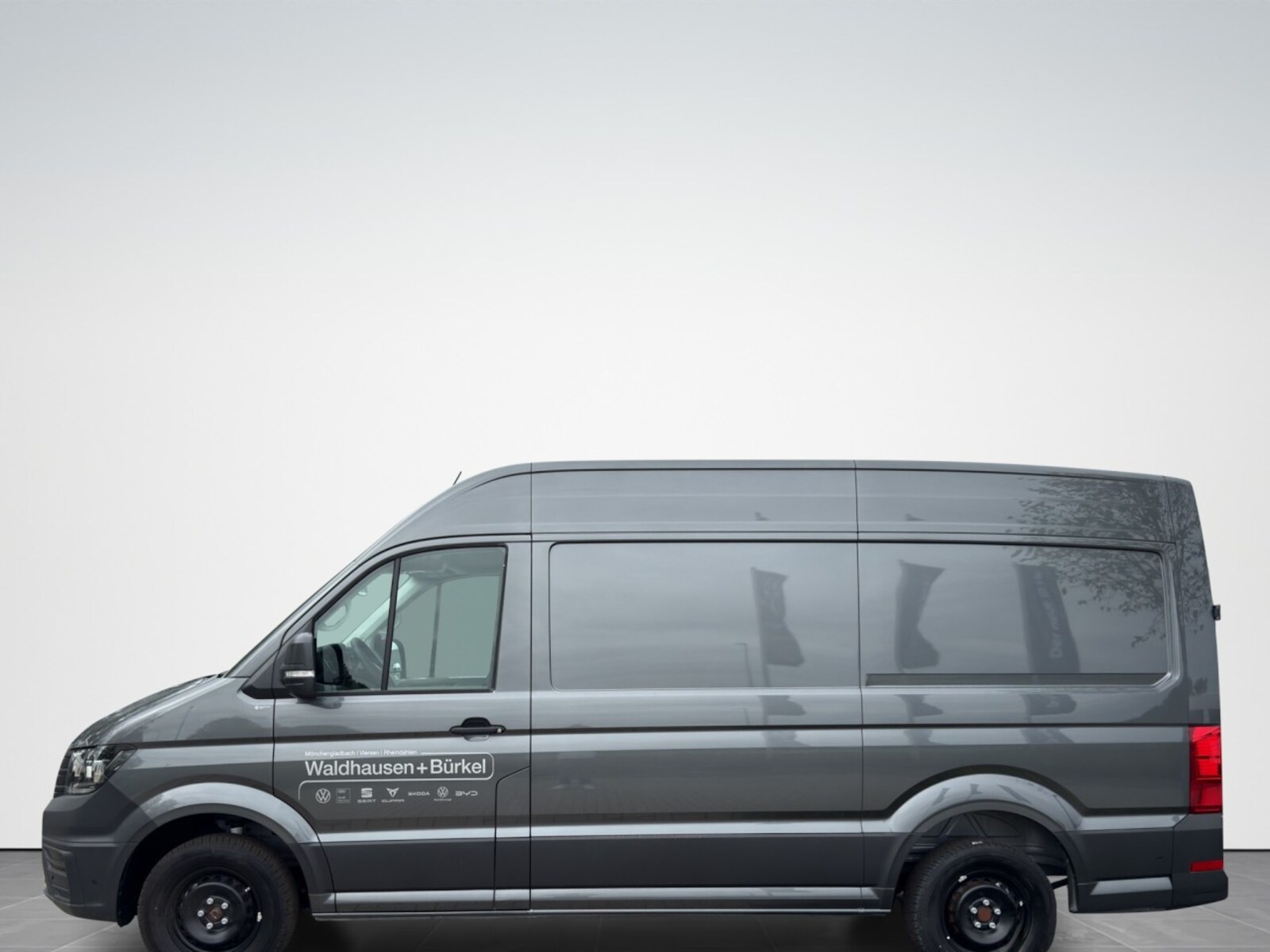 Volkswagen Crafter Kasten mittlerer Radstand – Bild 3