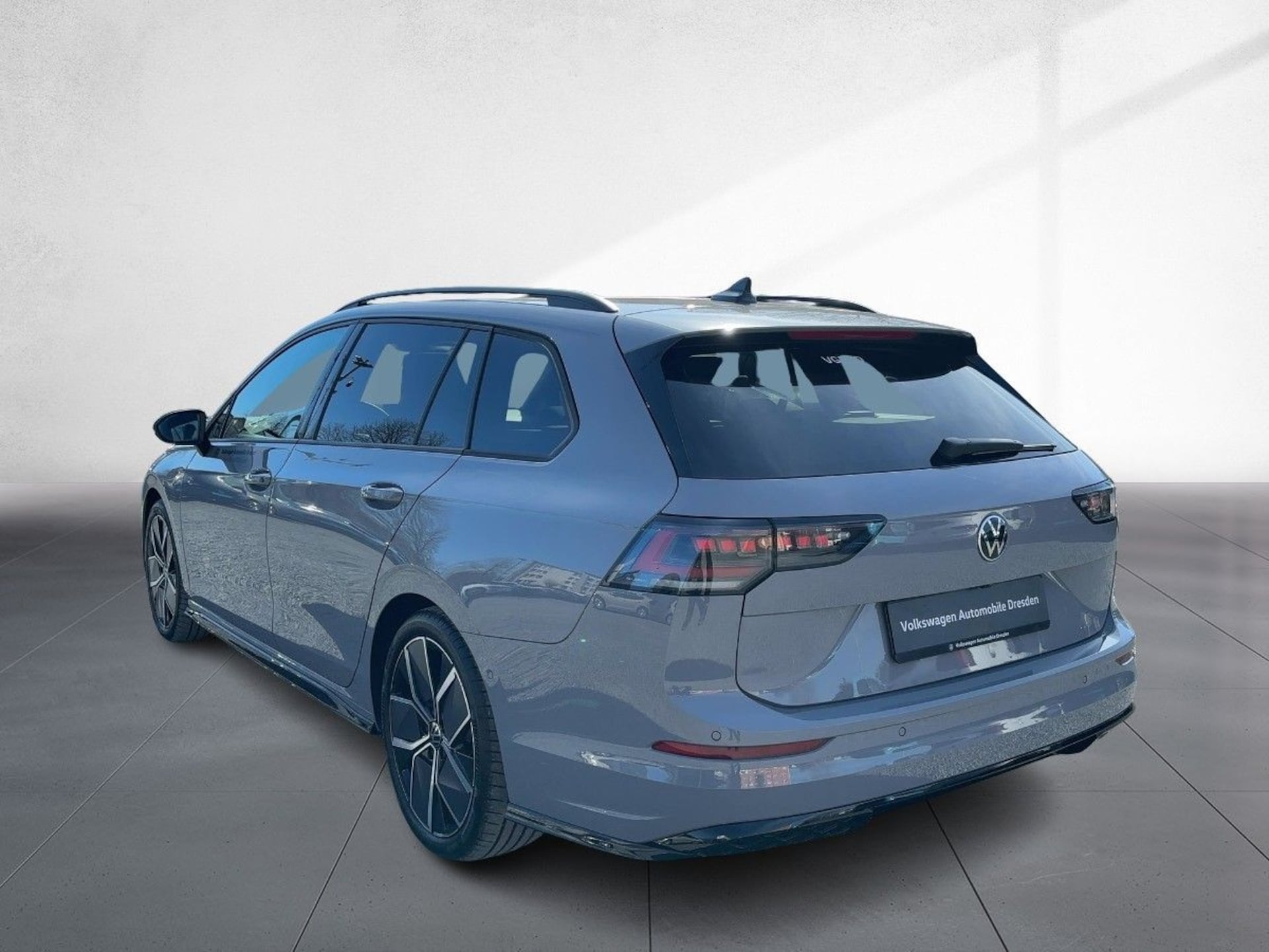 Volkswagen Golf Variant R-Line