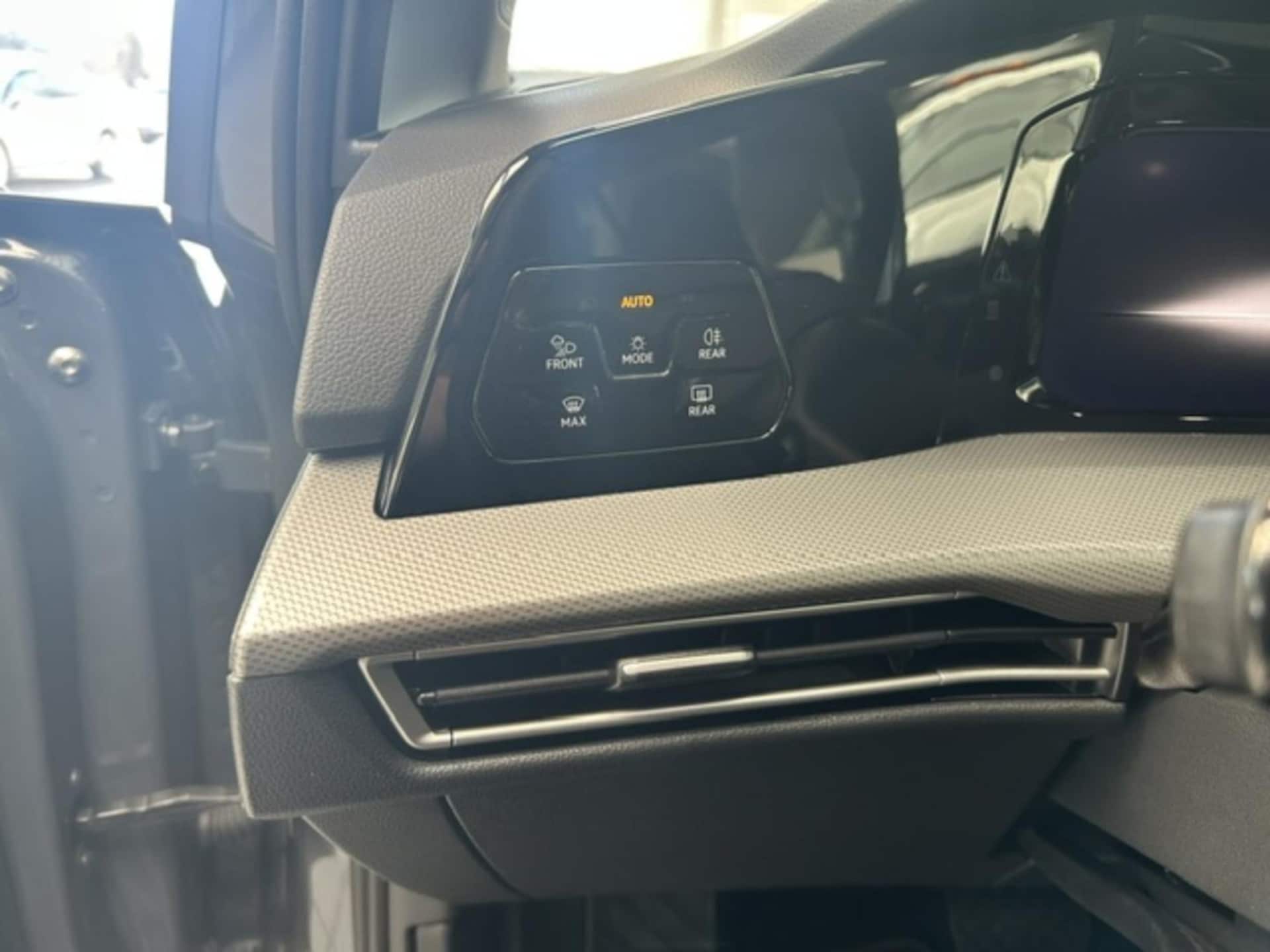 Volkswagen Golf Variant Style