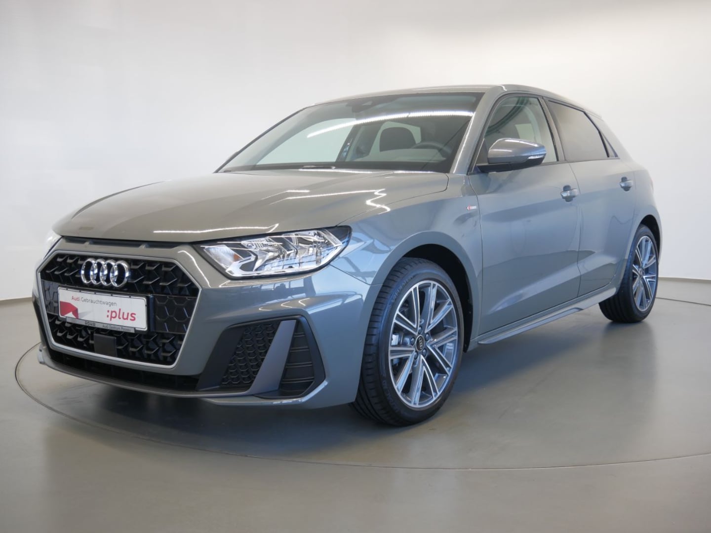 Bild über Audi A1 Sportback S line 25 TFSI S tronic - für weitere Informationen kontaktieren Sie den Audi Partner