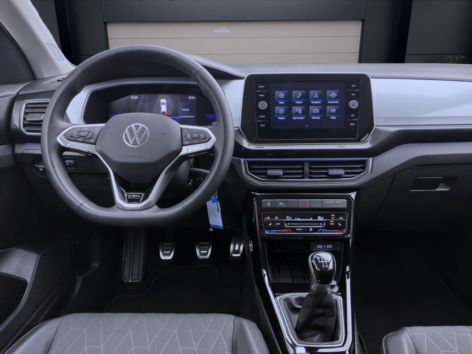 Volkswagen T-Cross Life