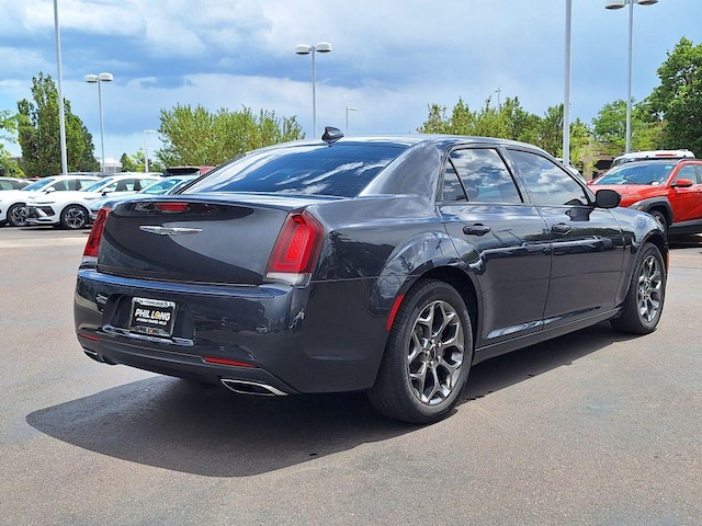 2017 Chrysler 300