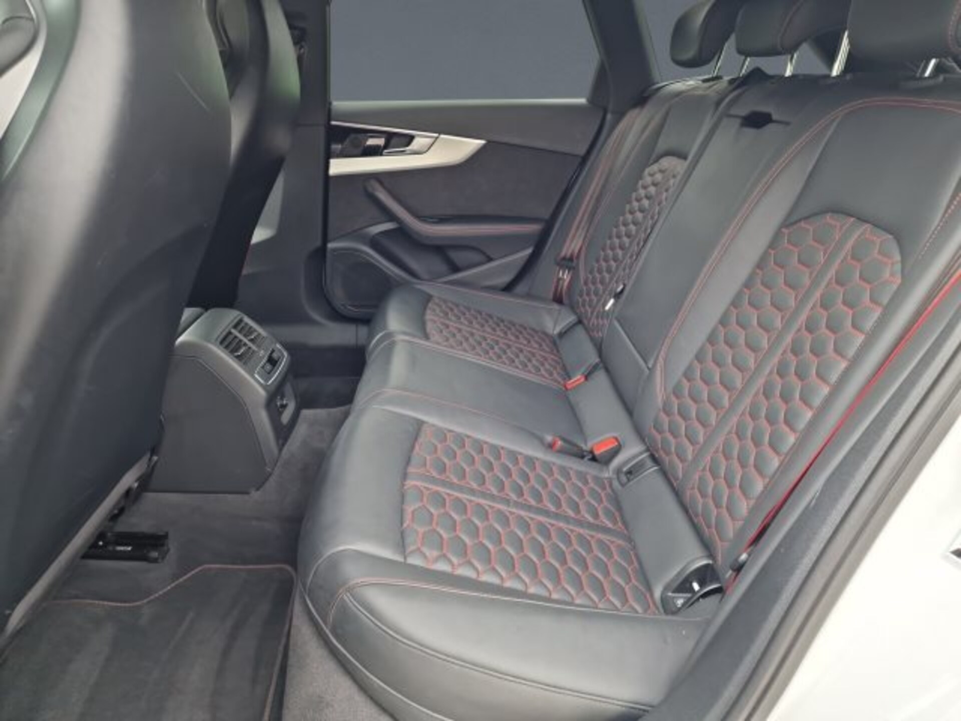 Audi RS 4 Avant