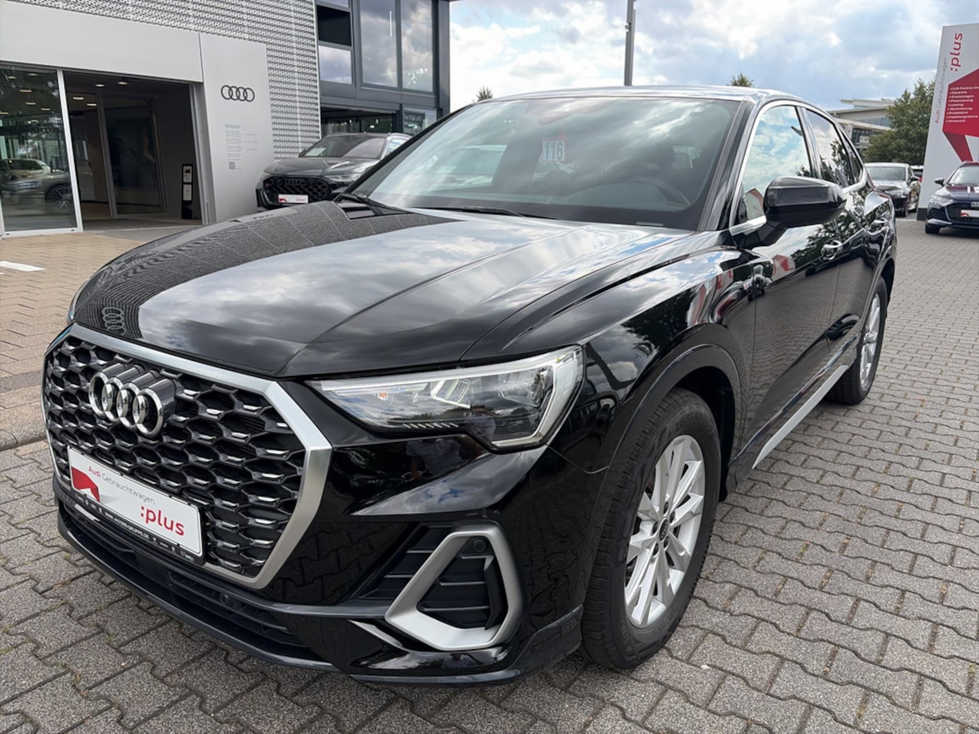 Audi Q3 Sportback S line