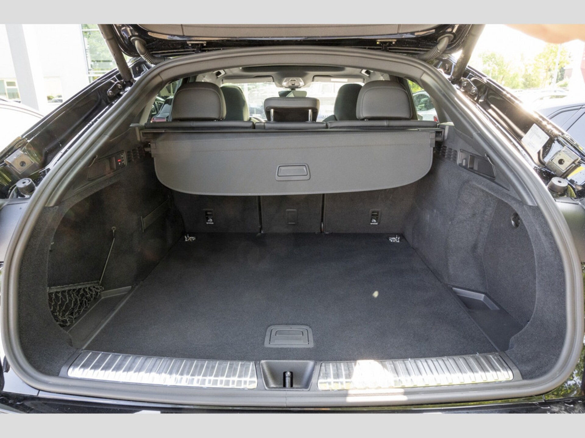 Audi Q5 Sportback edition one