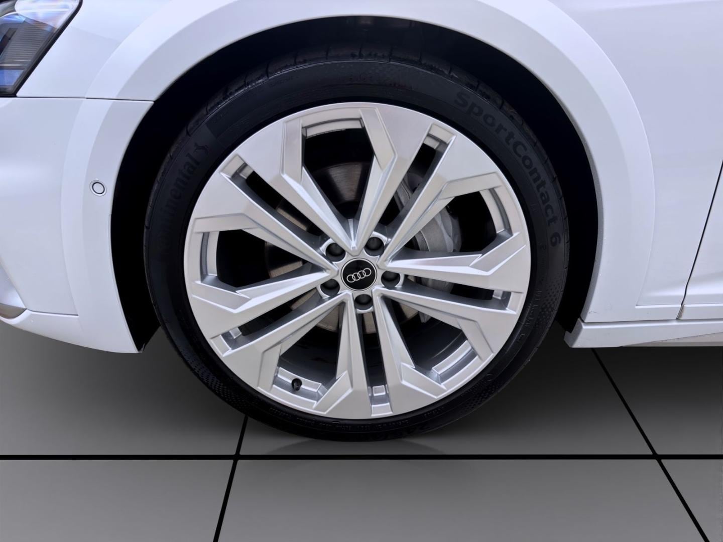 Bild über Audi A6 allroad quattro 50 TDI quattro tiptronic - für weitere Informationen kontaktieren Sie den Audi Partner