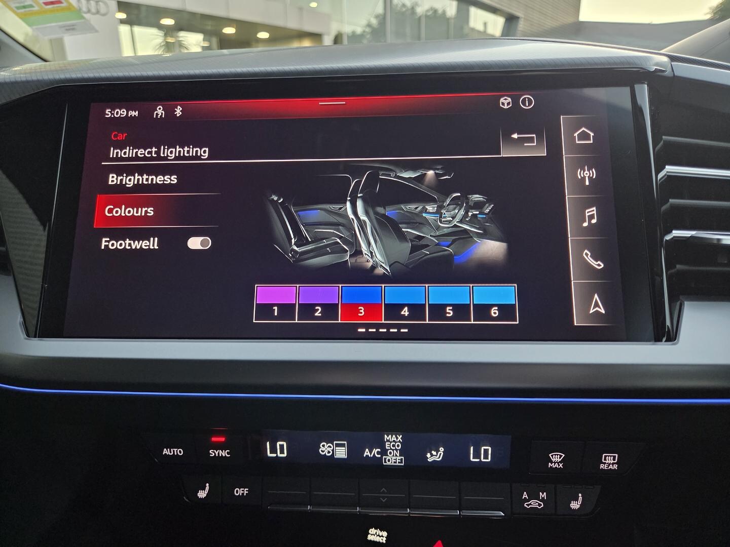 Image about Audi Q4 e-tron e-tron