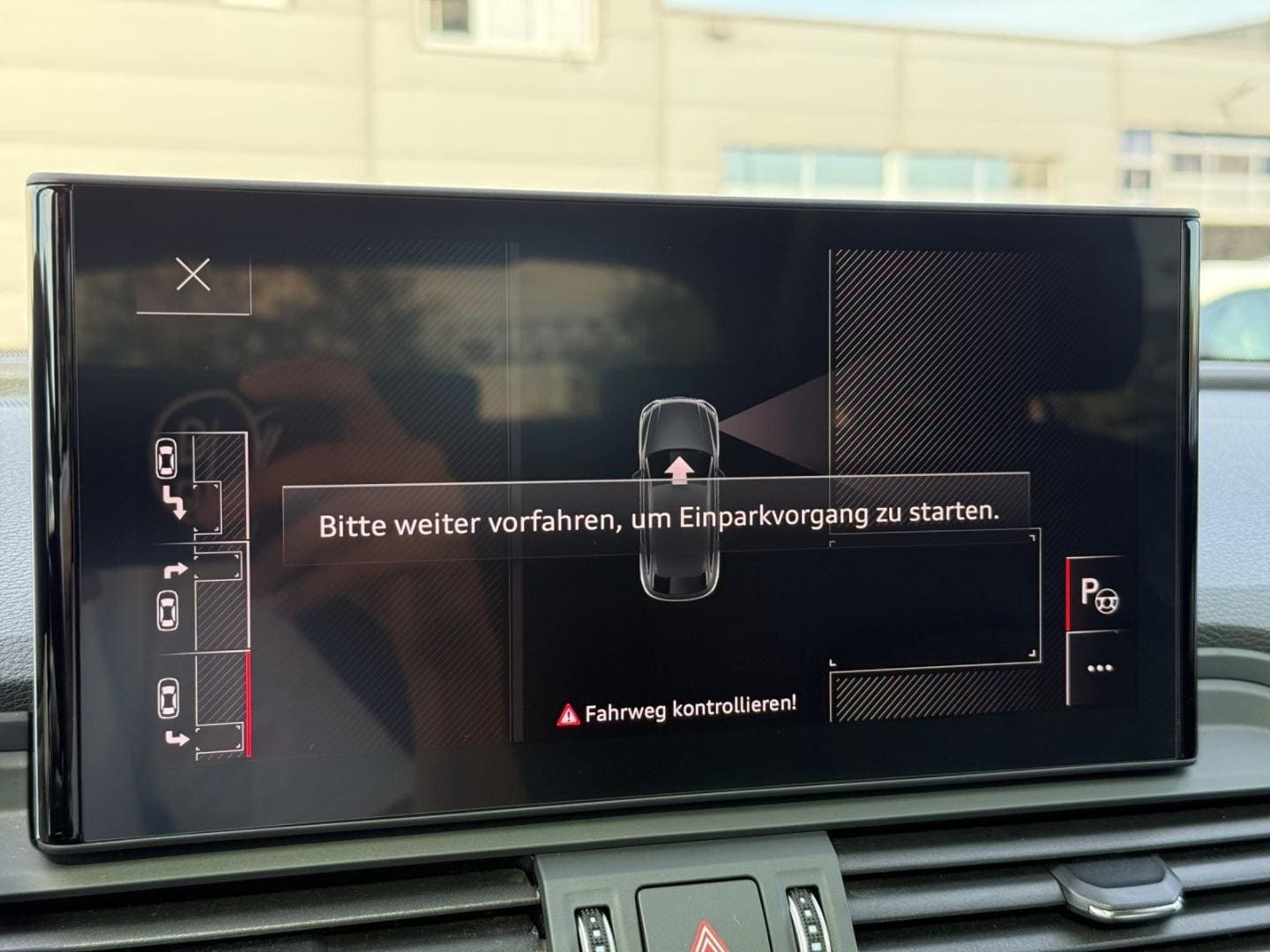 Bild über Audi Q5 Sportback 40 TDI quattro S tronic - für weitere Informationen kontaktieren Sie den Audi Partner