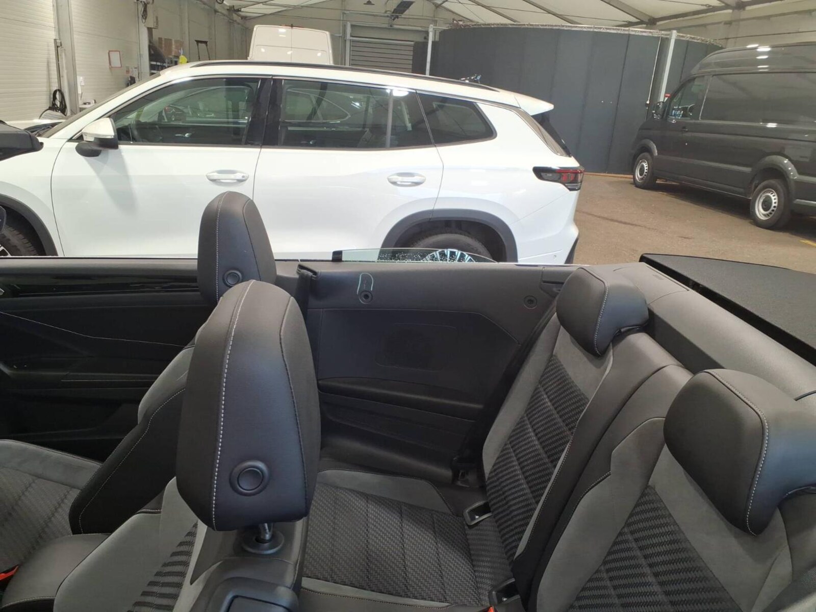 Volkswagen T-Roc Cabriolet – Bild 8
