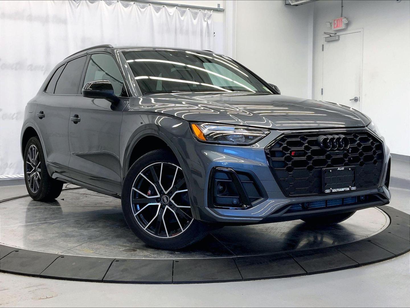 2023 Audi SQ5 Premium Plus's photo