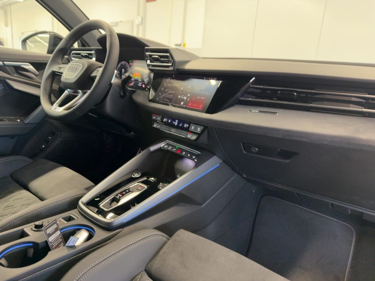 Bild über Audi A3 Sportback TFSI e TFSI e 200 kW S tronic - für weitere Informationen kontaktieren Sie den Audi Partner