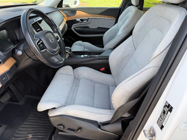 2020 Volvo XC90