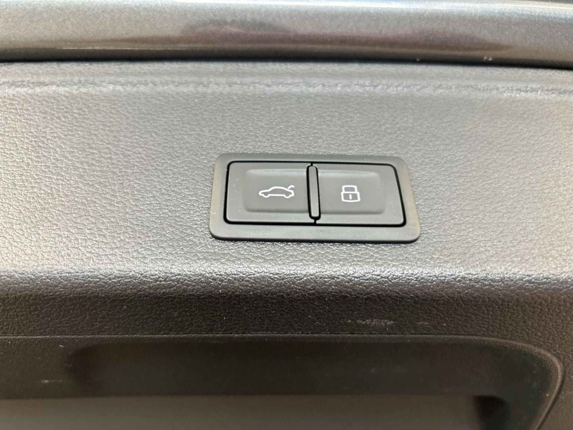 Audi A4 Avant S line