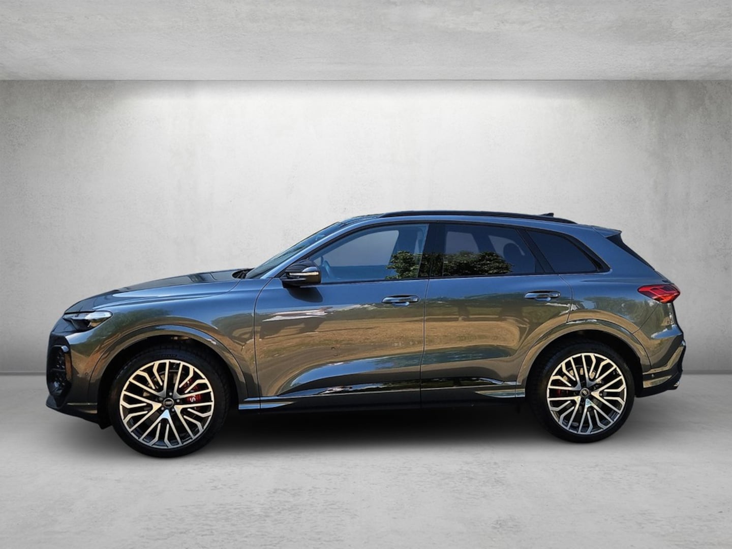 Bild über Audi SQ5 SUV TFSI 270 kW S tronic - für weitere Informationen kontaktieren Sie den Audi Partner