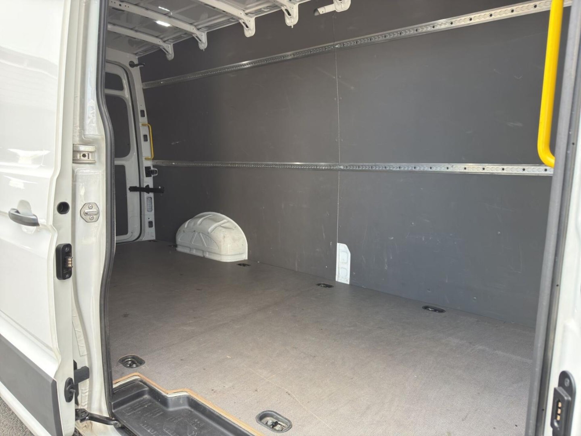 Volkswagen Crafter Kasten langer Radstand