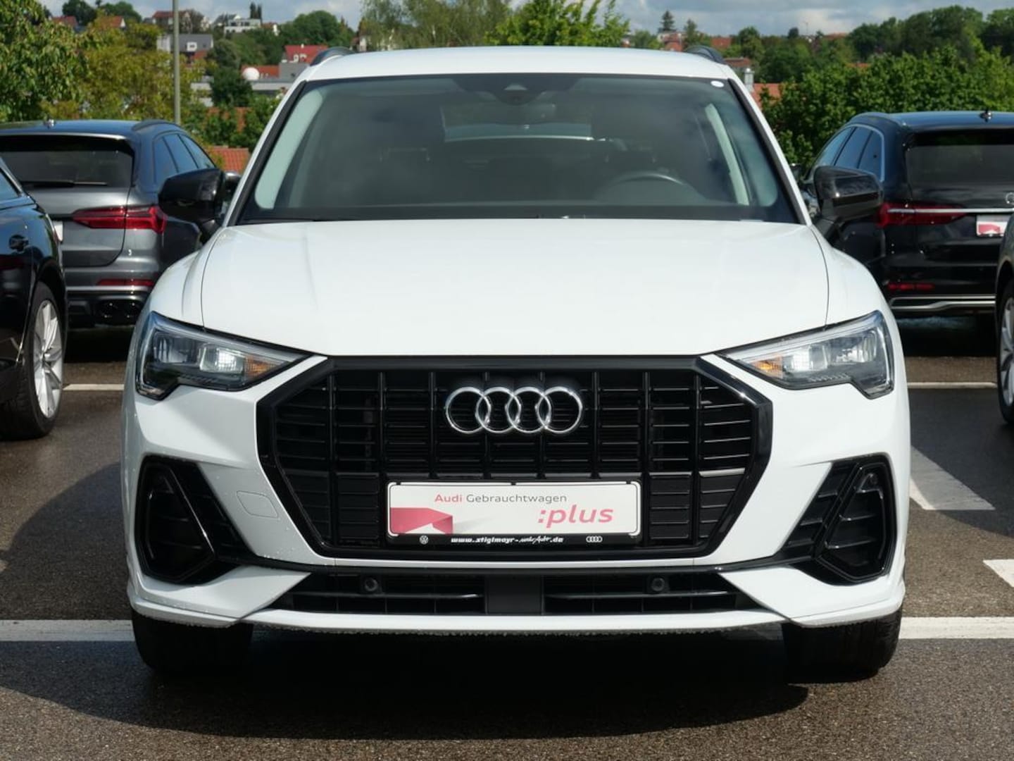 Bild über Audi Q3 S line 35 TFSI S tronic - für weitere Informationen kontaktieren Sie den Audi Partner