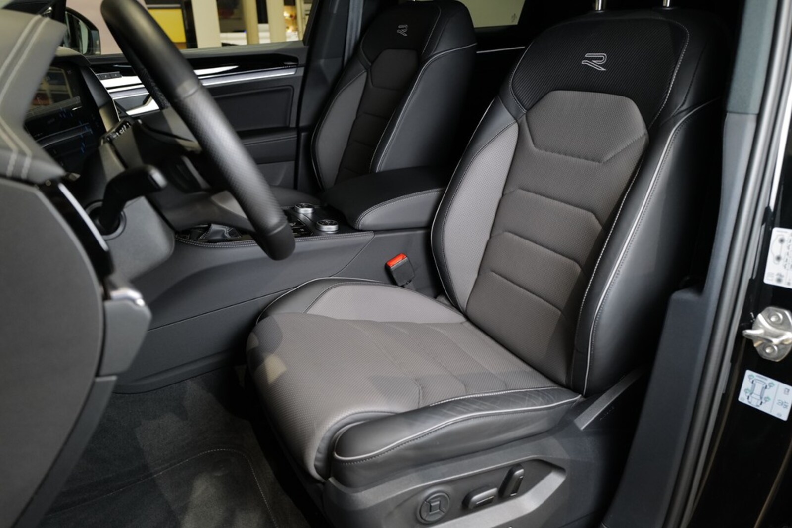 Volkswagen Touareg – Bild 11