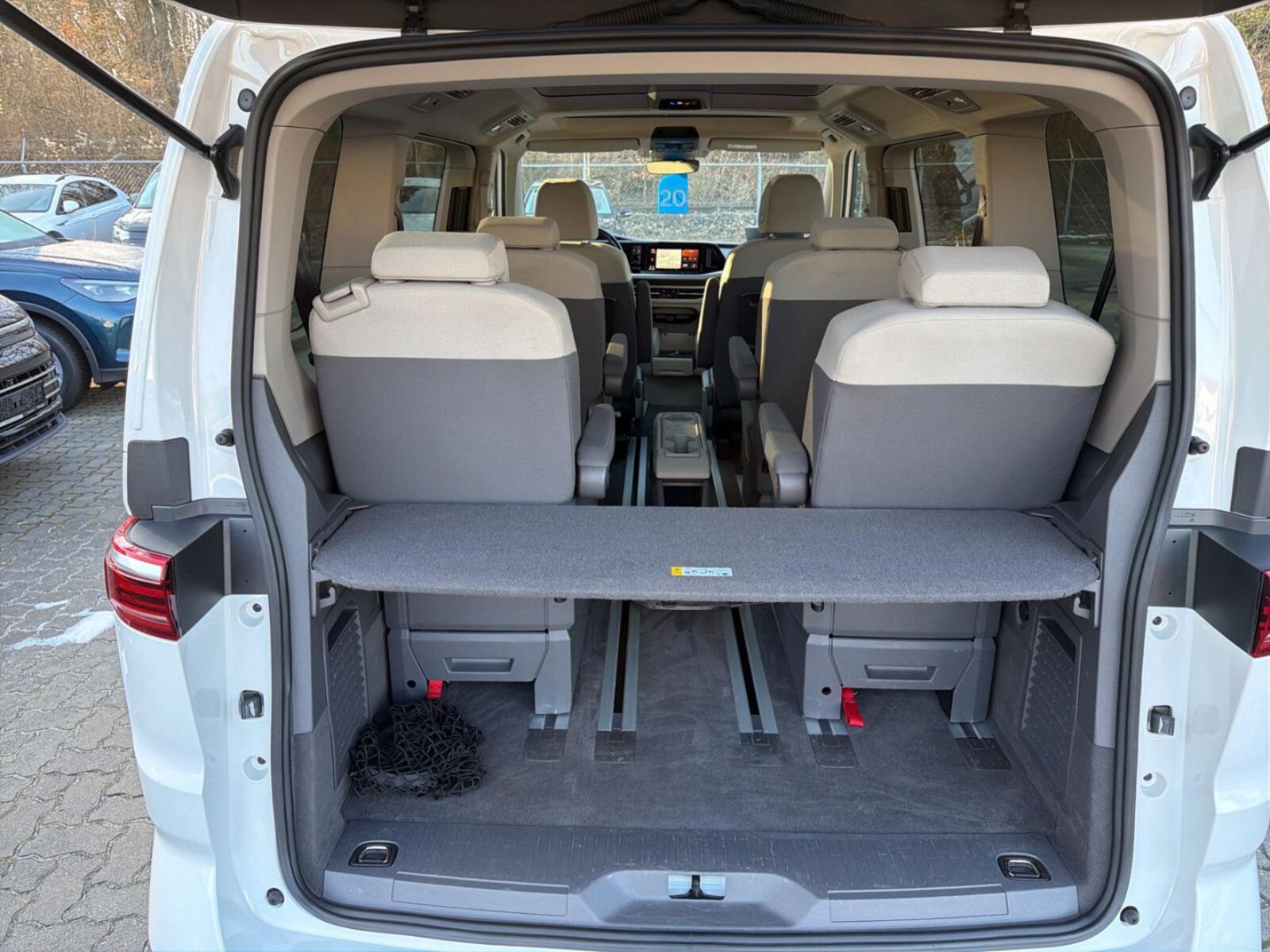 Volkswagen Multivan – Bild 11