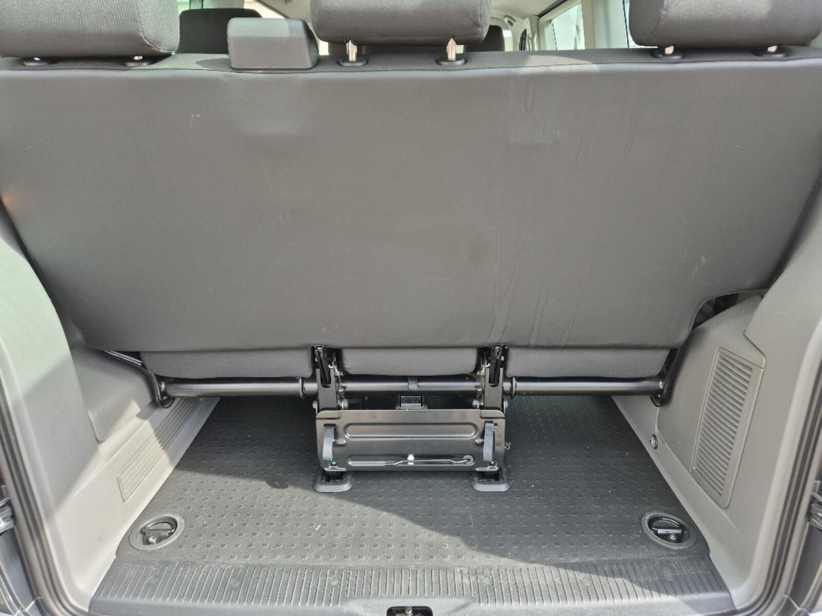 Volkswagen T6.1 Caravelle langer Radstand – Bild 19