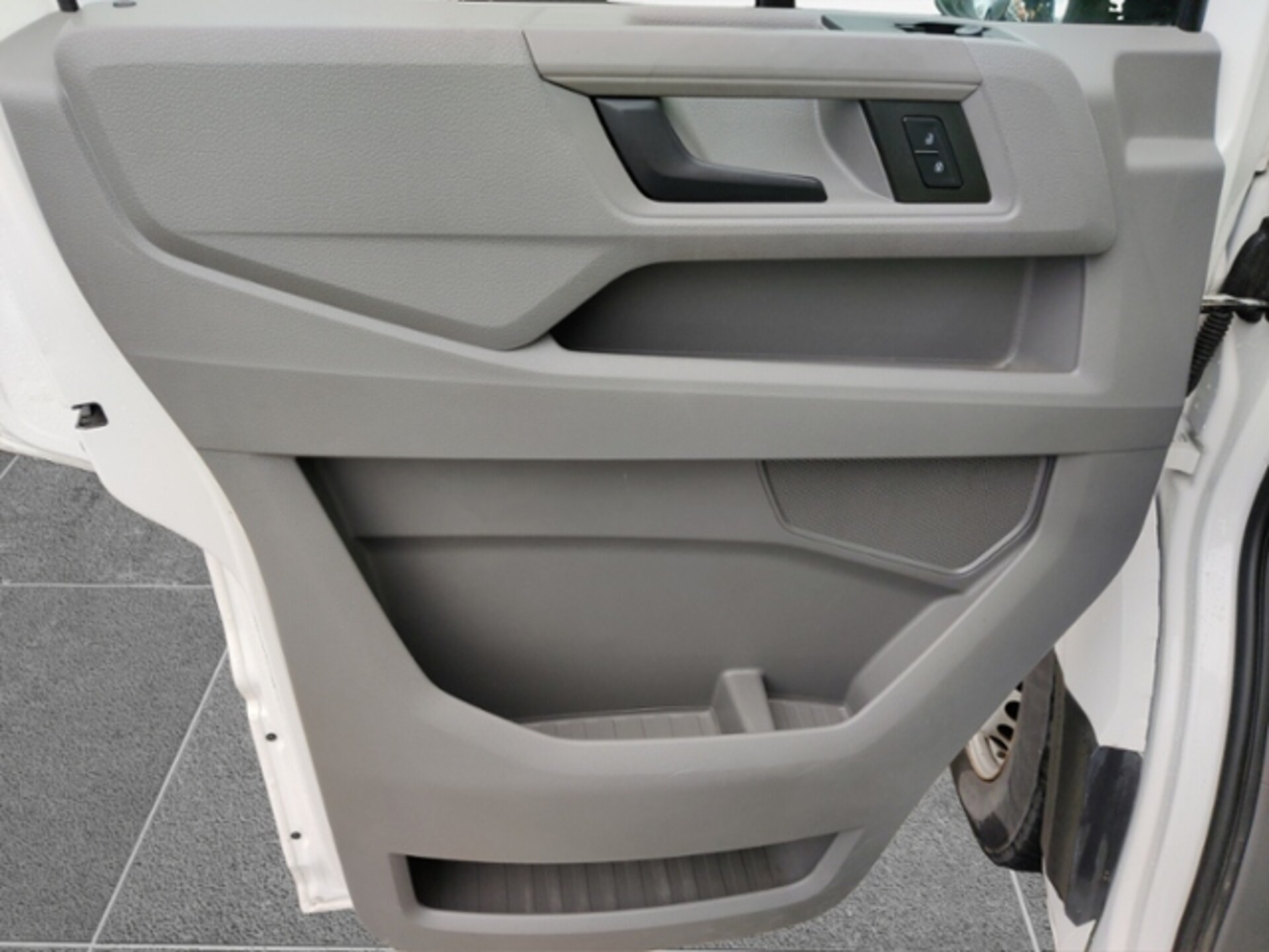 Volkswagen Crafter Kasten mittlerer Radstand
