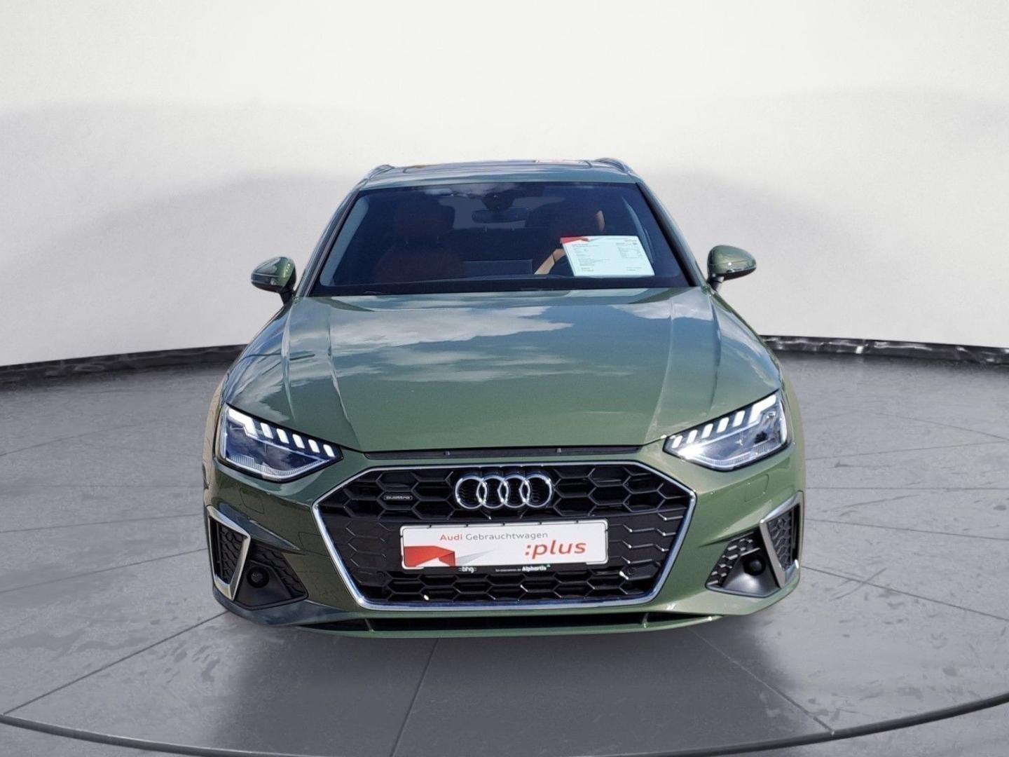 Bild über Audi A4 Avant S line 40 TFSI quattro S tronic - für weitere Informationen kontaktieren Sie den Audi Partner