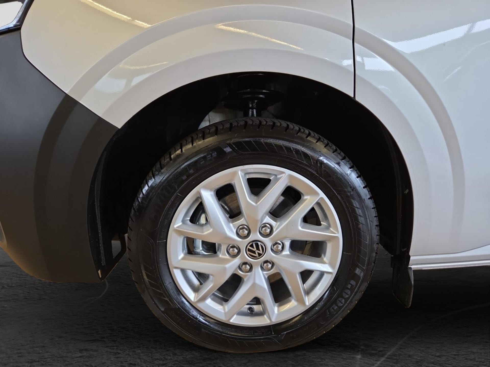 Volkswagen Transporter Kasten langer Radstand Plus