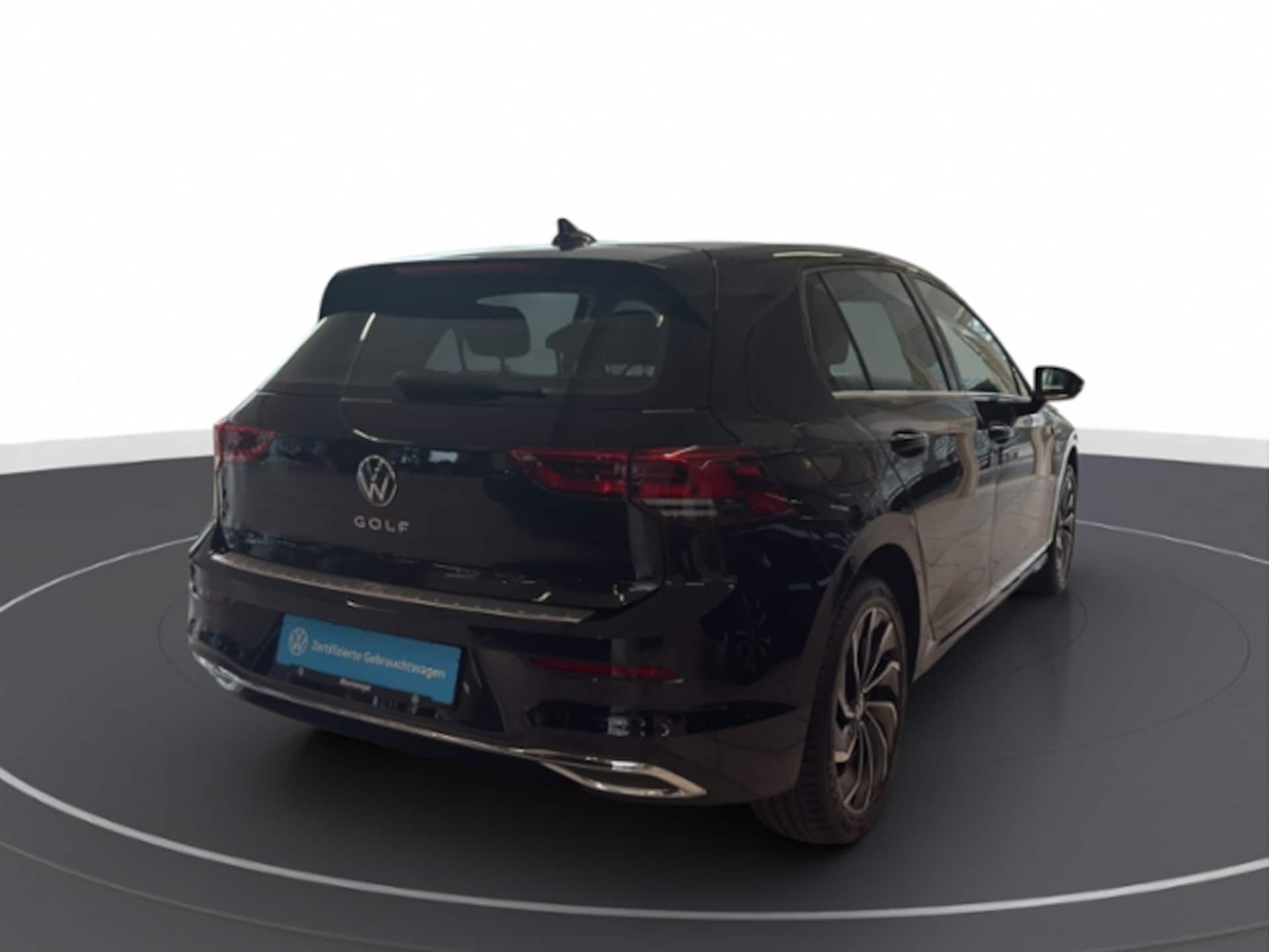 Volkswagen Golf Style