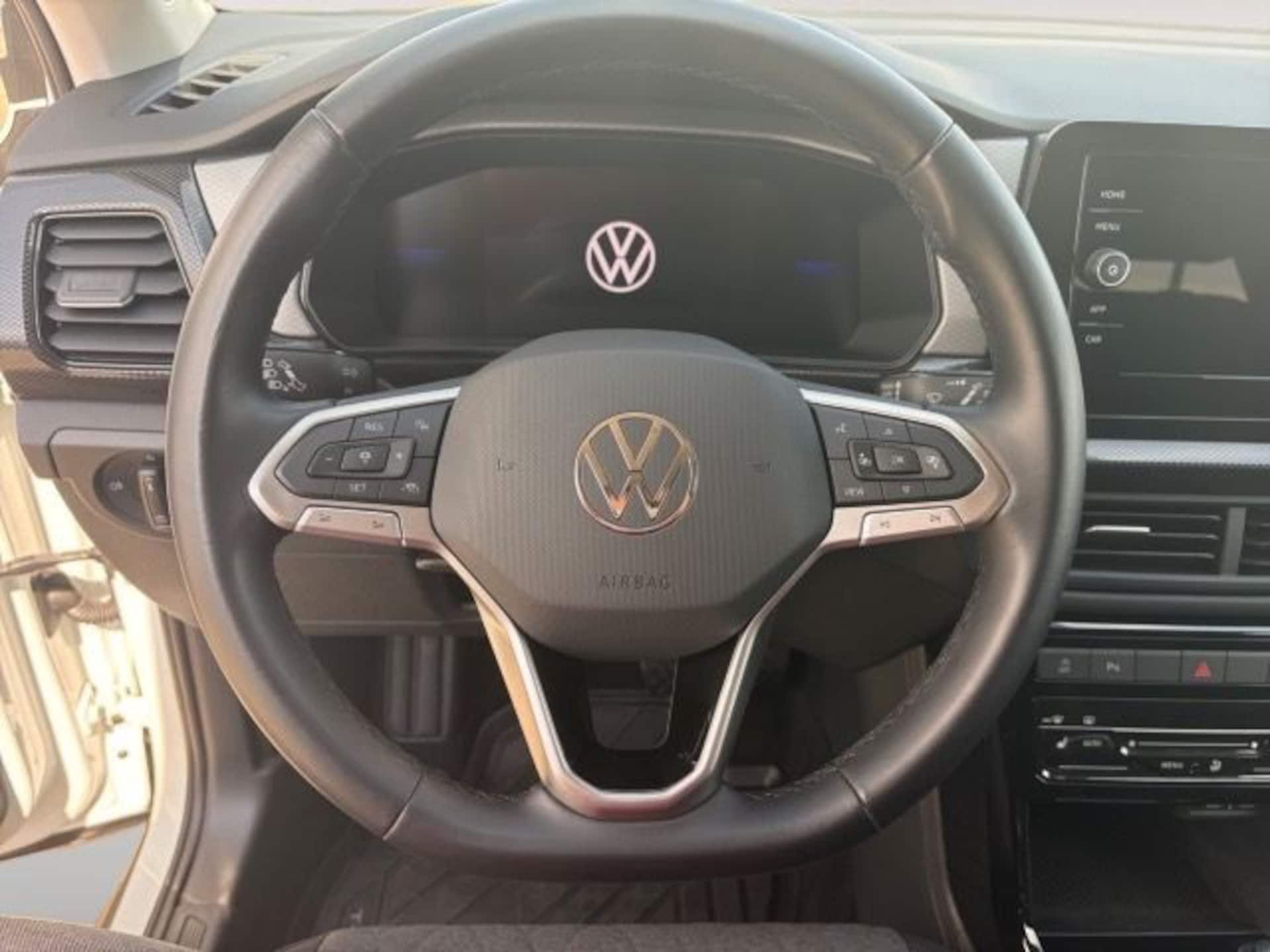Volkswagen T-Cross Life
