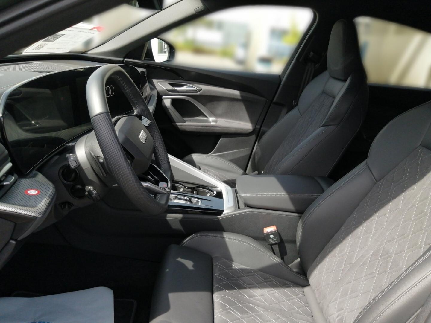 Bild über Audi Q5 Sportback TDI quattro 150 kW S tronic - für weitere Informationen kontaktieren Sie den Audi Partner
