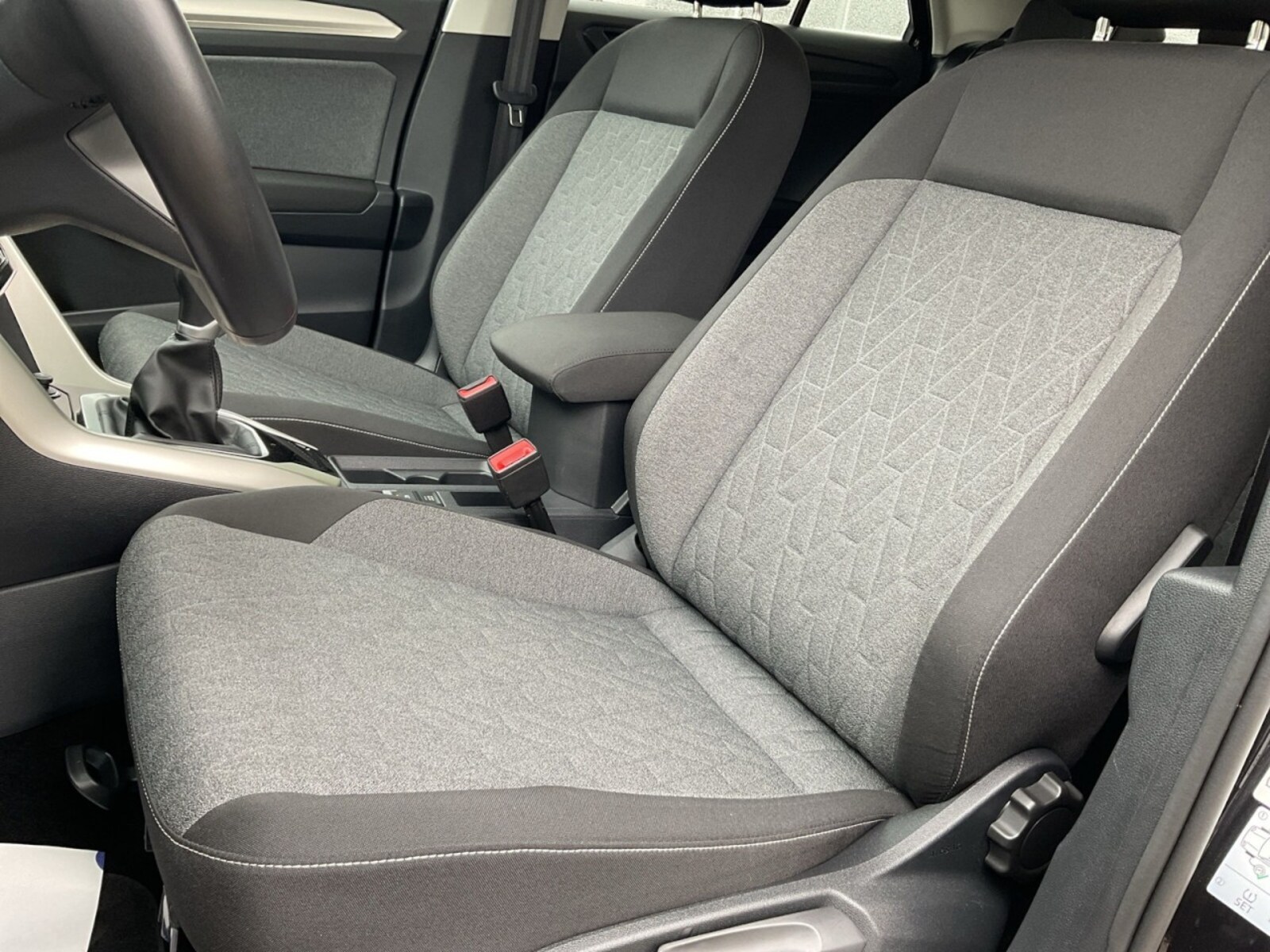 Volkswagen T-Roc – Bild 12