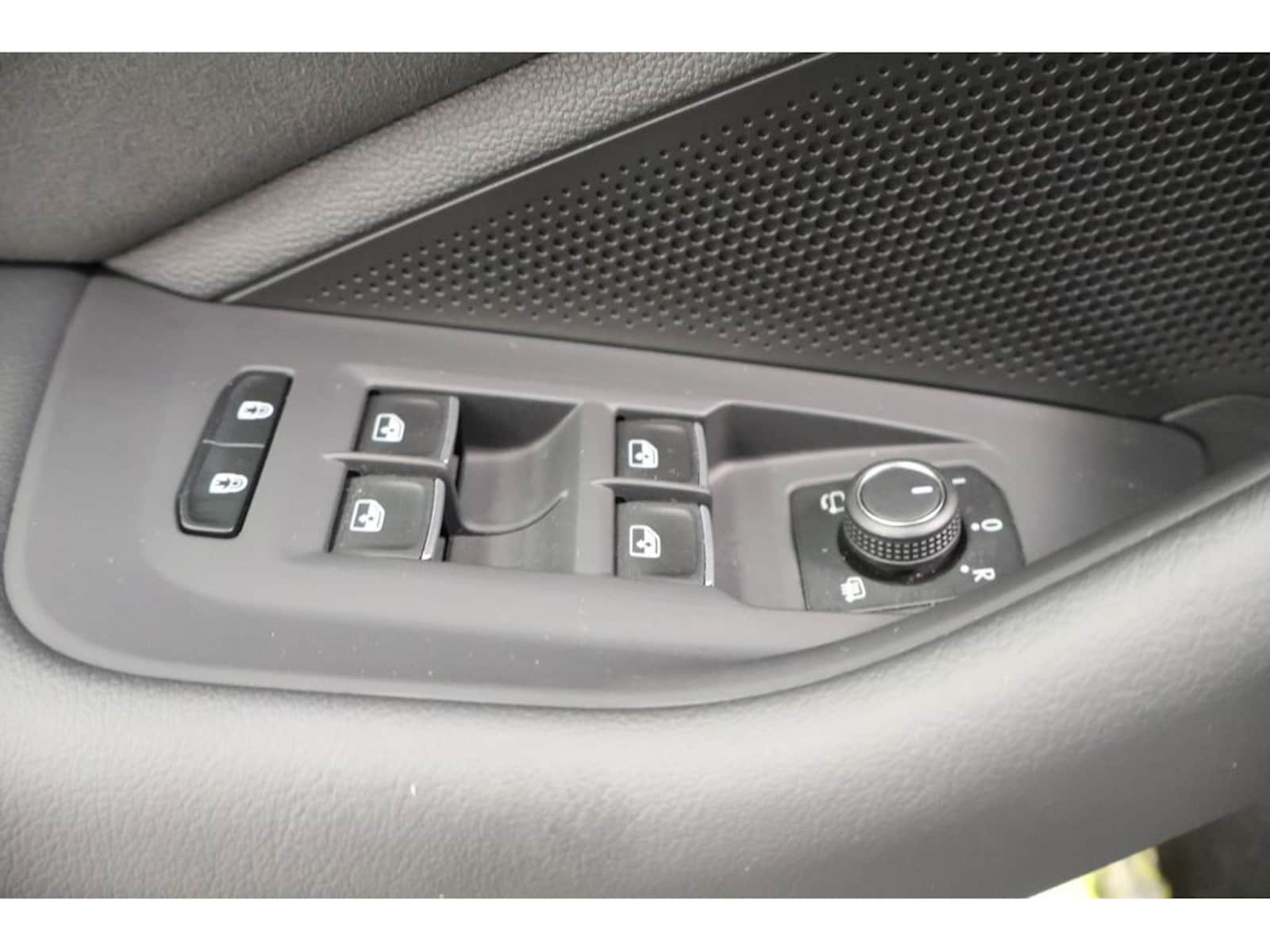 Volkswagen Passat – Bild 21