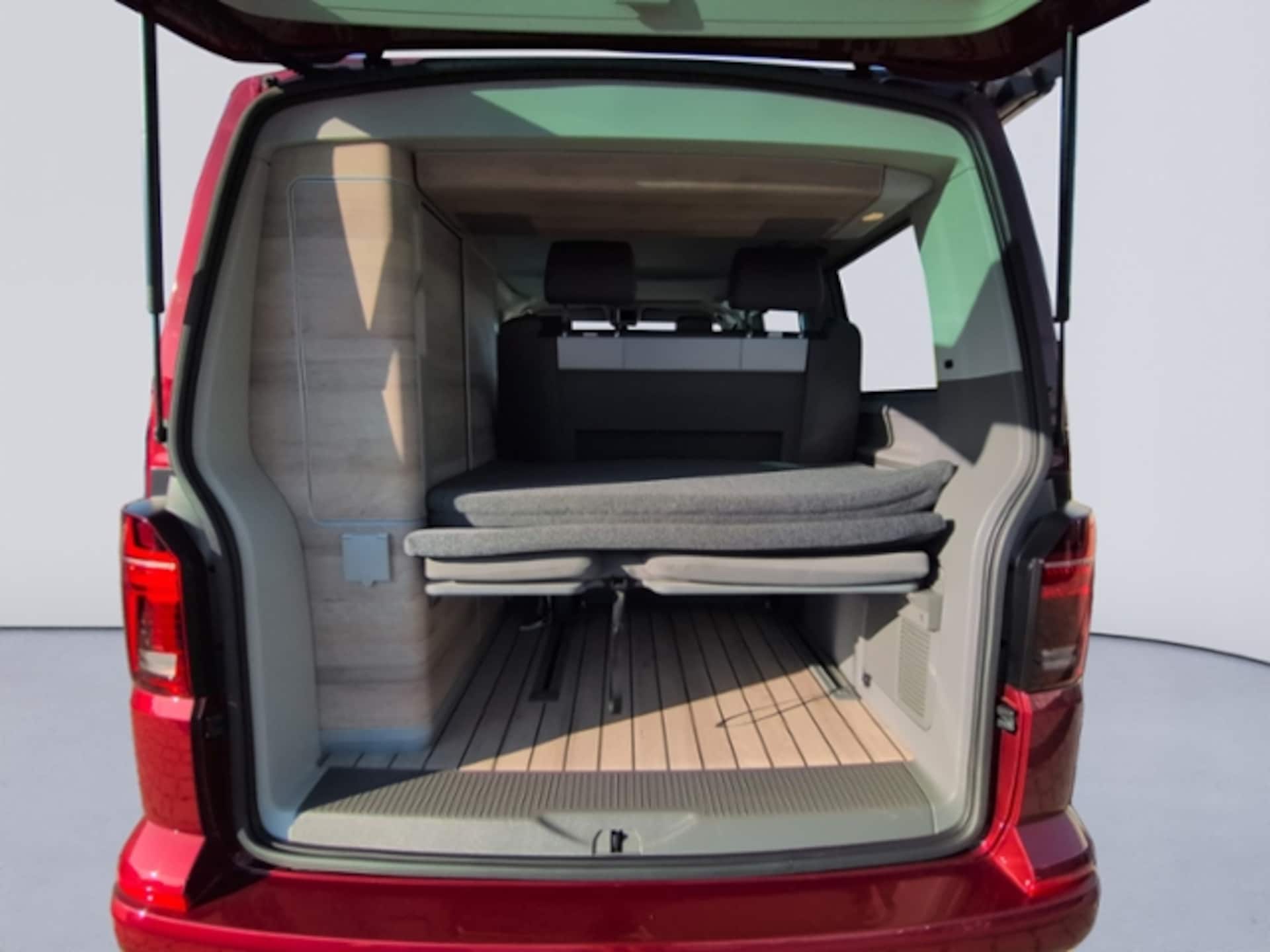 Volkswagen T6.1 California Ocean
