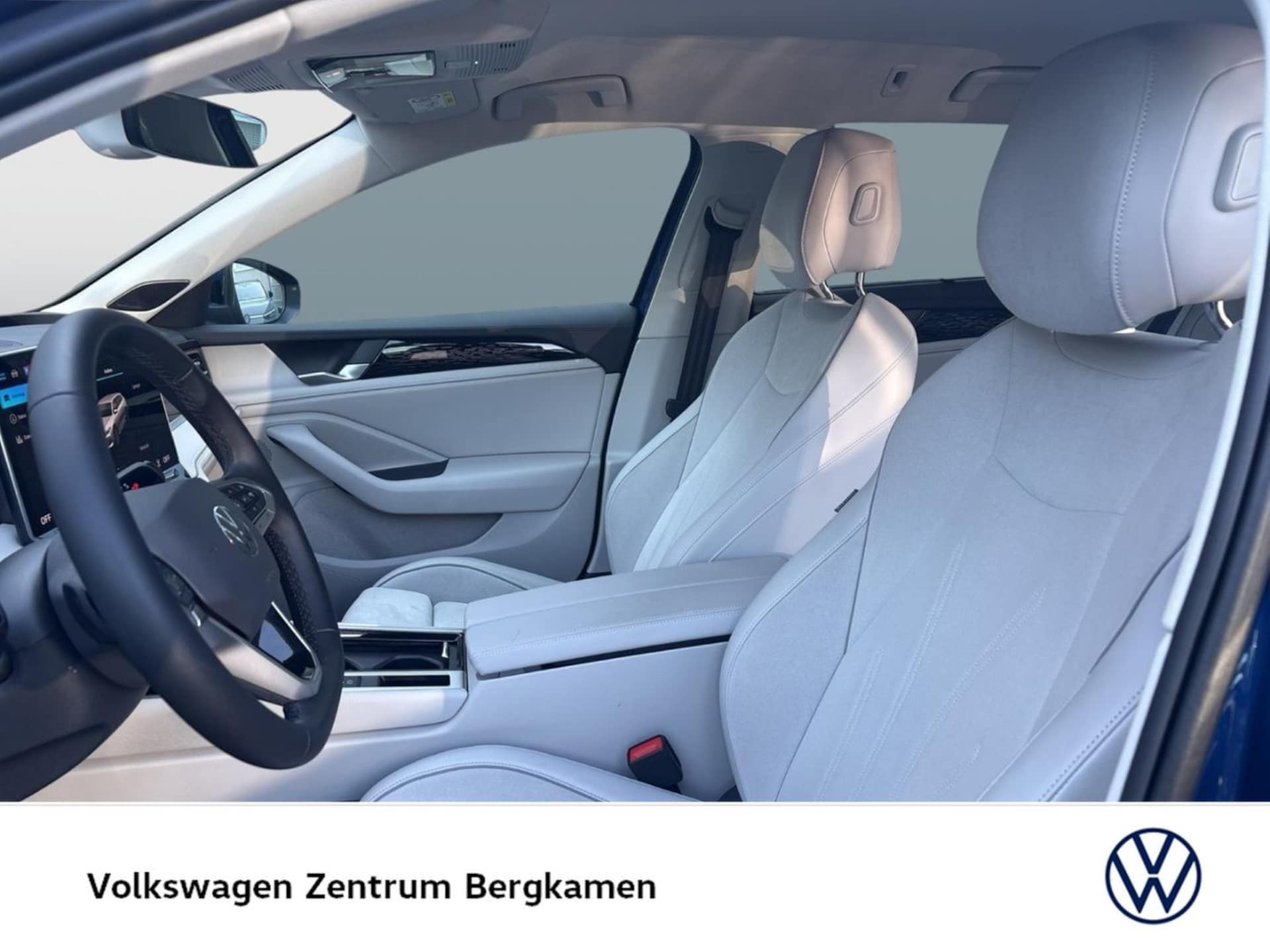 Volkswagen Passat Elegance