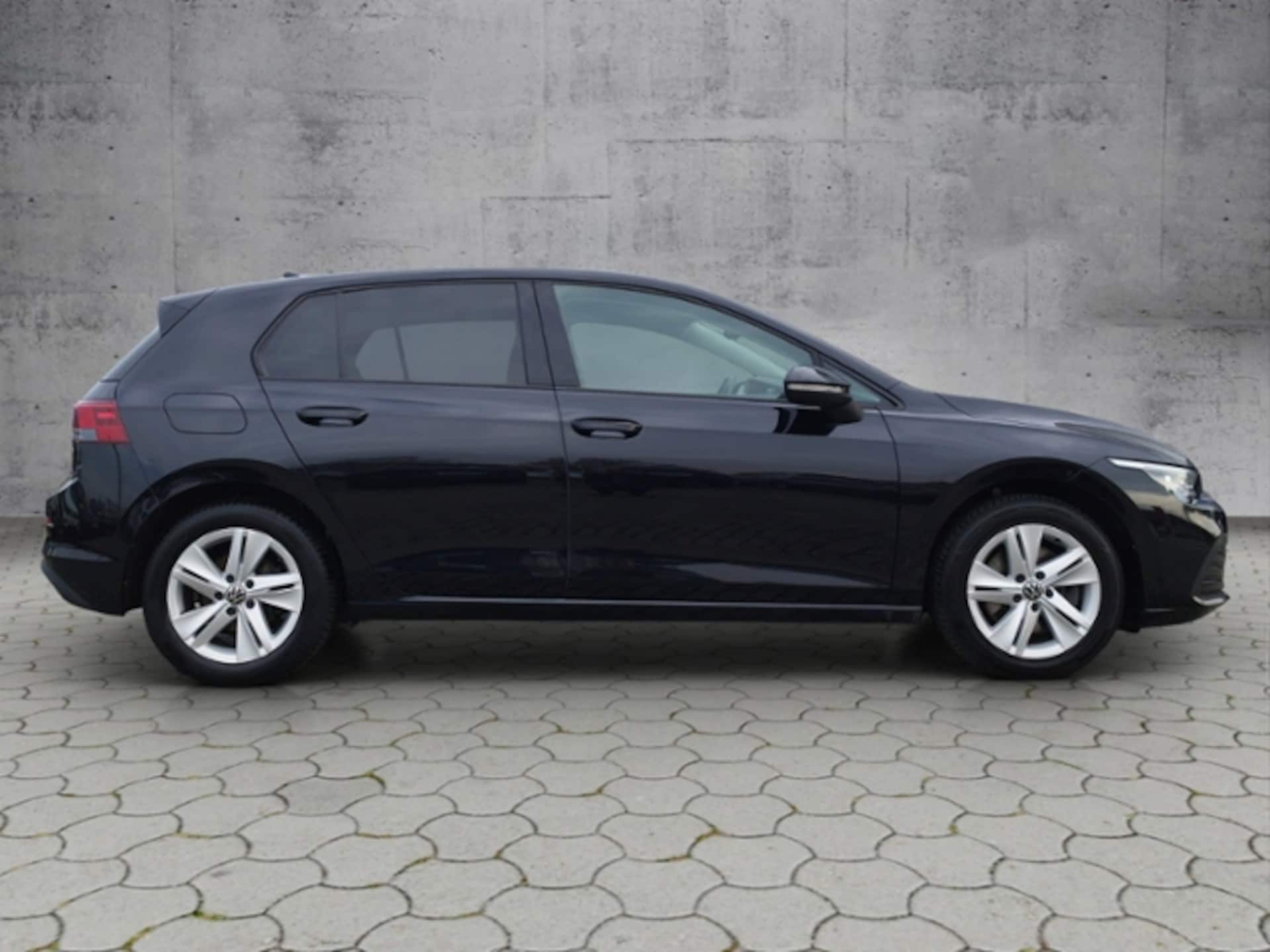 Volkswagen Golf Life