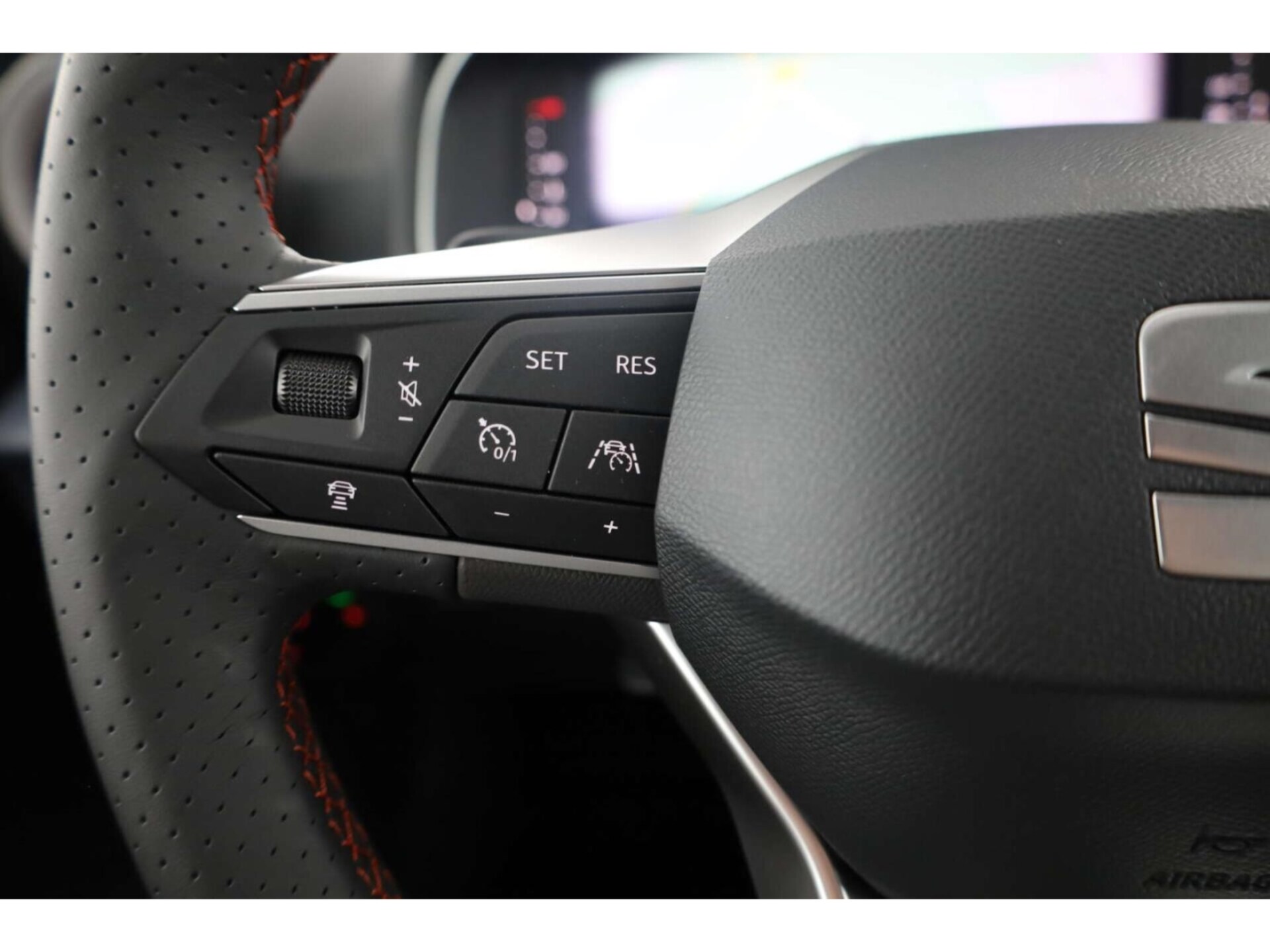 SEAT Arona FR