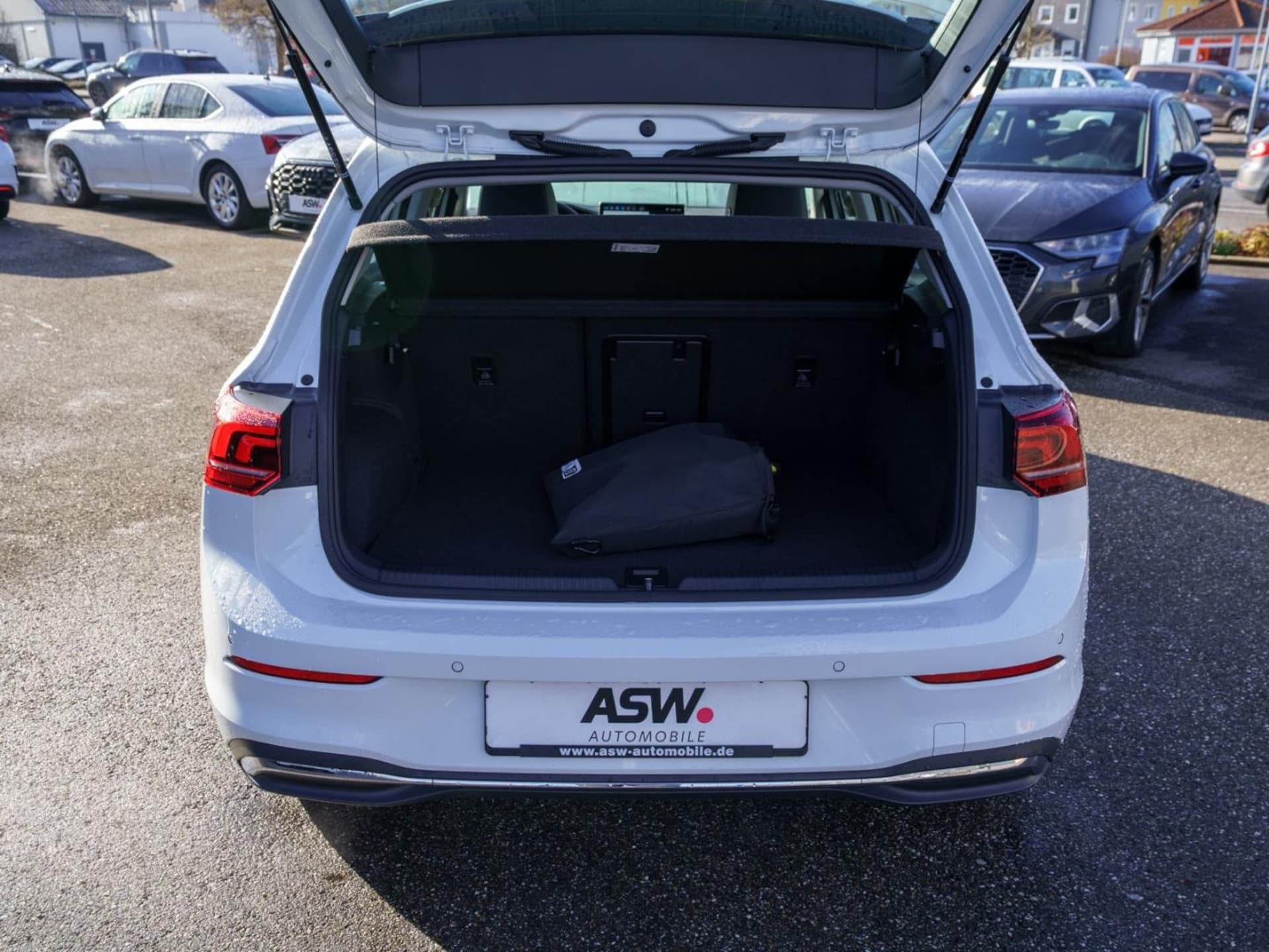 Volkswagen Golf Style