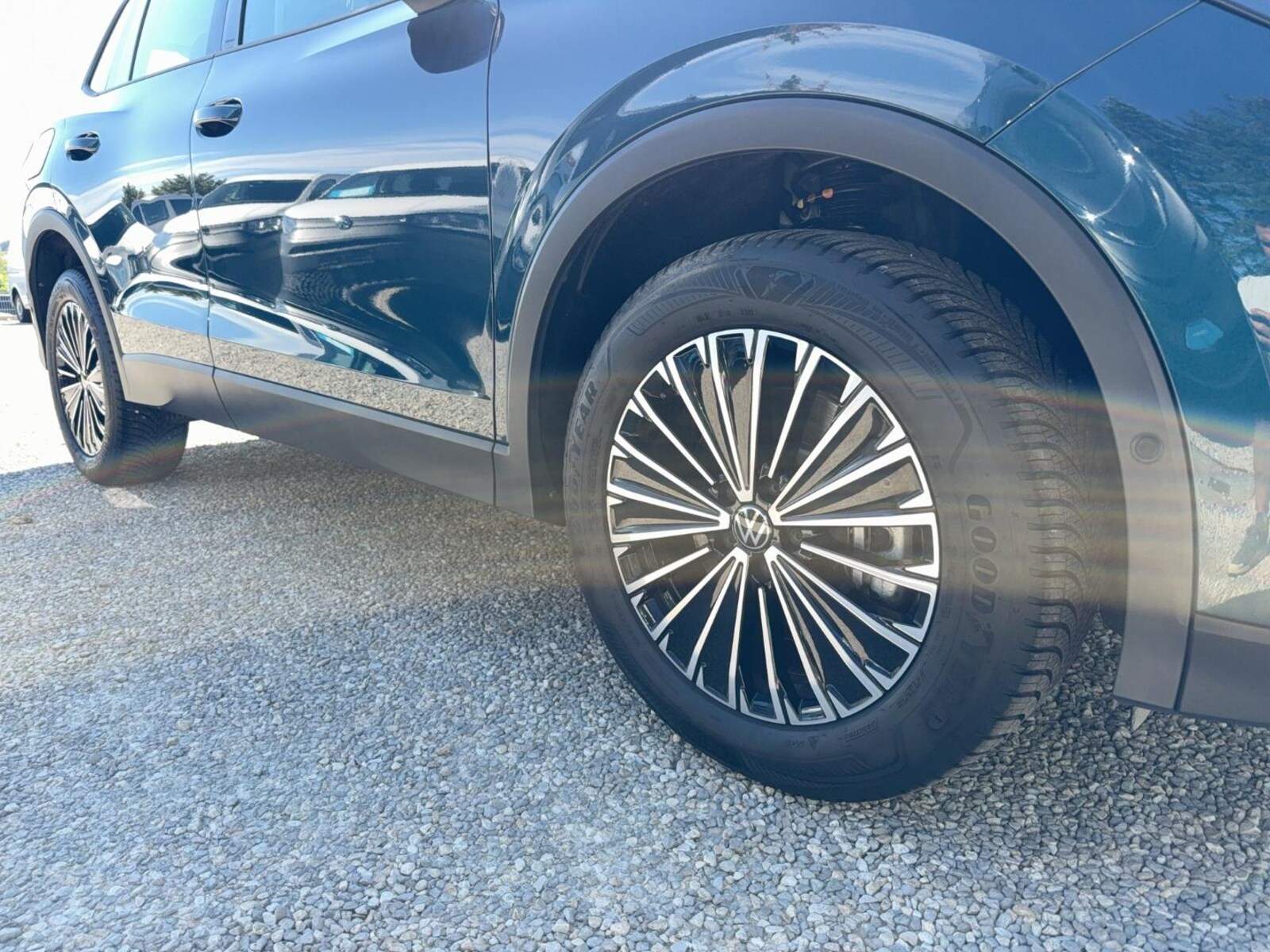 Volkswagen Tiguan – Bild 18